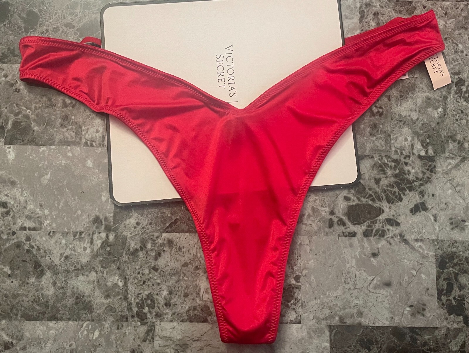 NWT VICTORIA’S SECRET RED SATIN SMOOTH STRAPPY BACK HIGH LEG THONG PANTIES