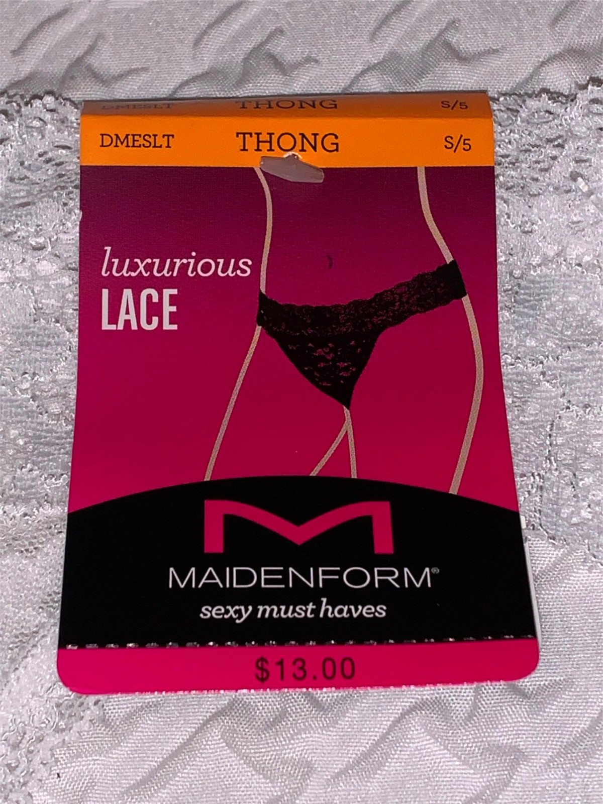MAIDENFORM Sexy Must Haves Luxurious Lace White Thong Panty Womens Sz XL 8 2XL 9