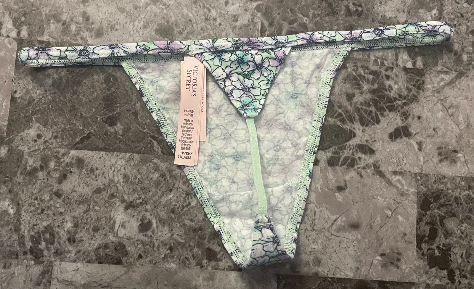 NWT VICTORIA’S SECRET GREEN PURPLE FLORAL STRETCH V STRING THONG PANTIES
