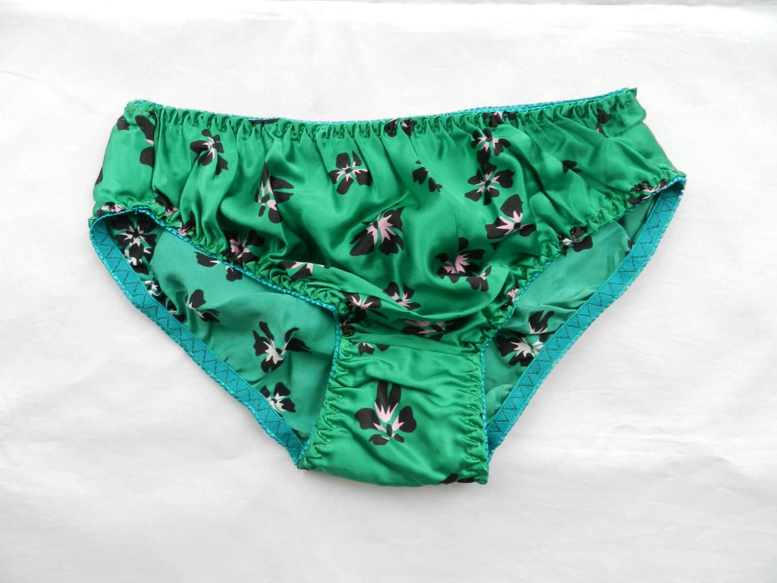 6 Pieces 100% Pure Silk Pattern Women’s Bikini Panties Size M L XL 2XL 3XL