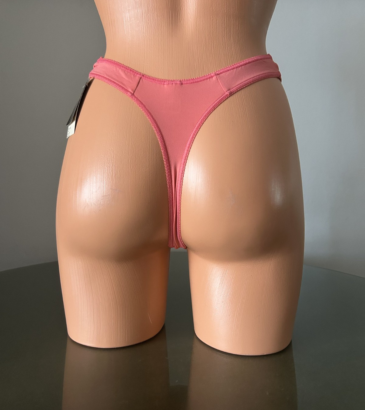 NWT 8 Huit of France LES ACTUELS Thong, sz M Mandarin