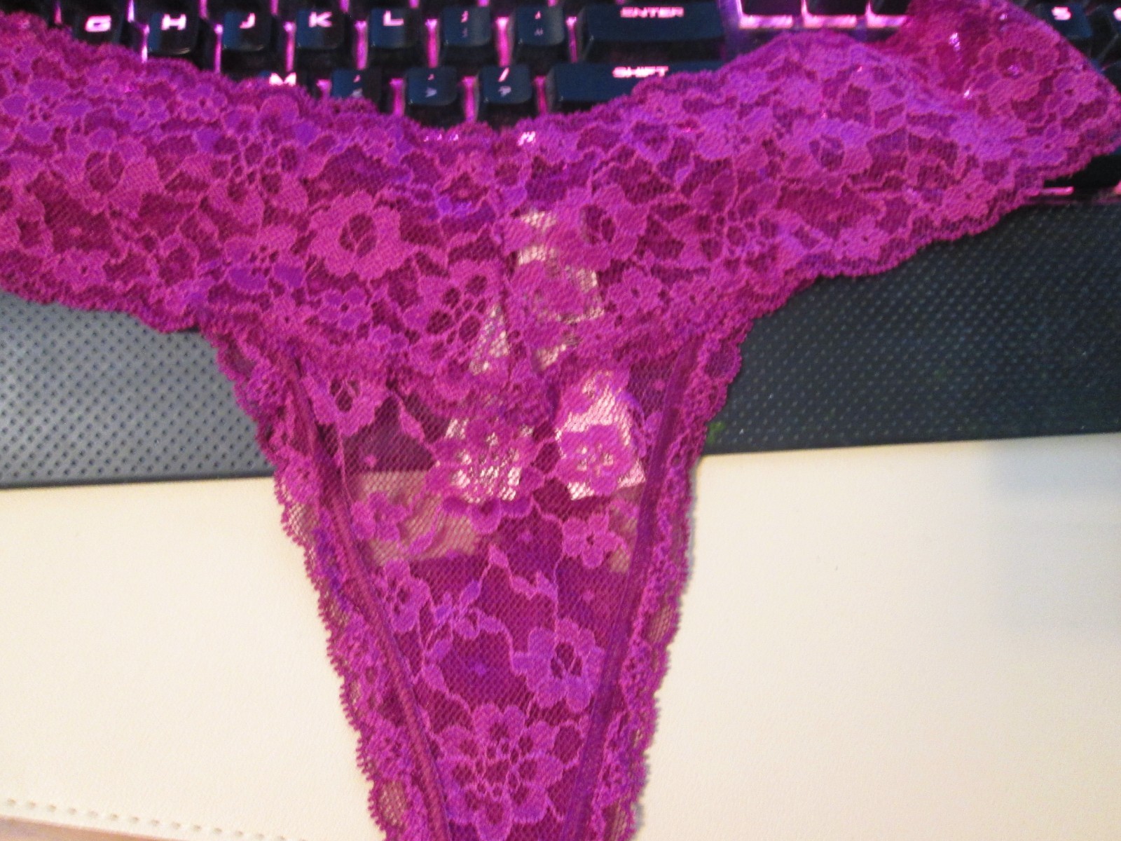 New Victoria’s Secret Lace ✅💲Discounts on 2+💲Thong ✅Size XS,OS,S,M,L✅Lace