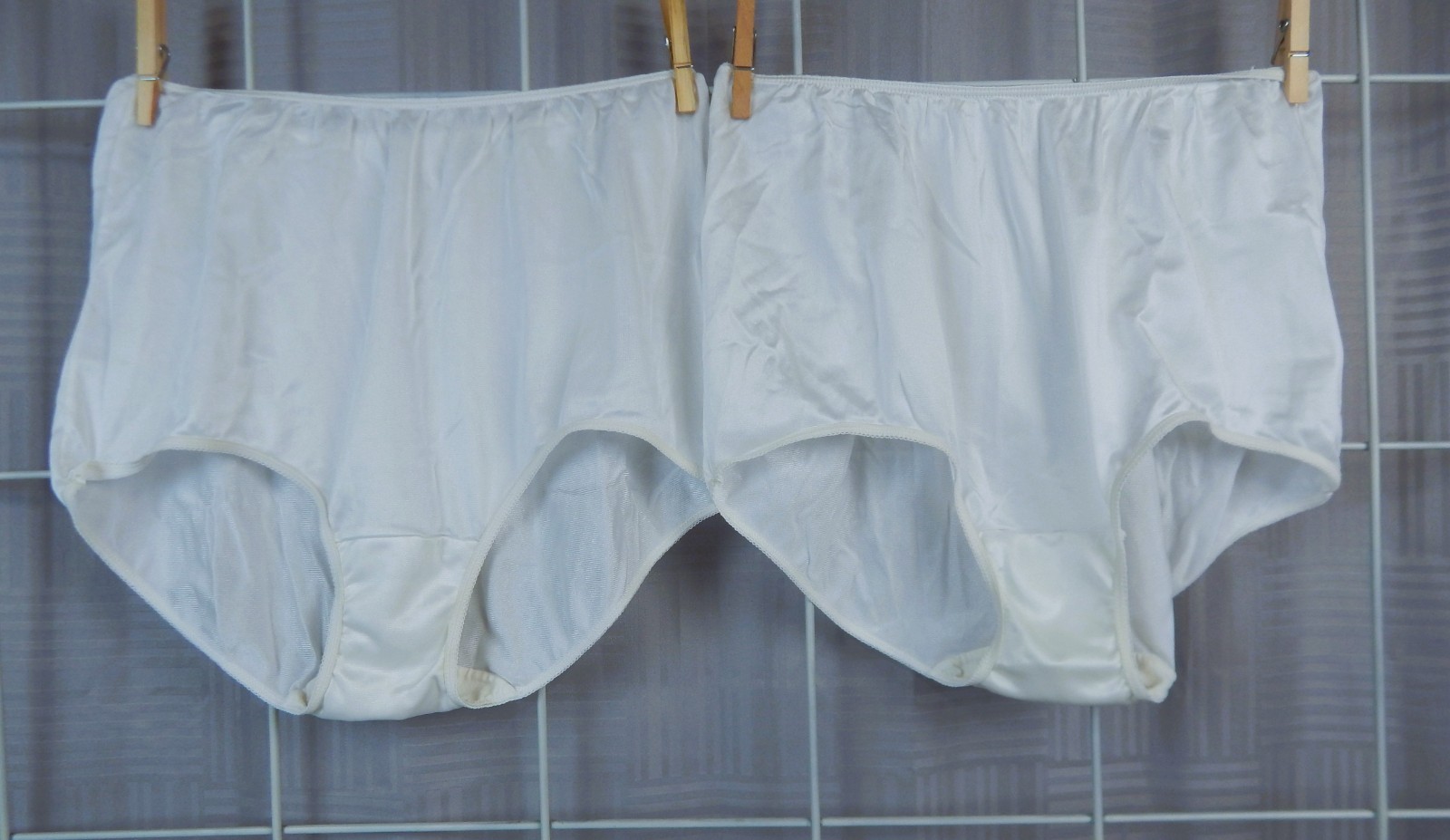 Lot of 2 Sears Vintage White Nylon Full Coverage Silky Size 8 Hips (41-42)