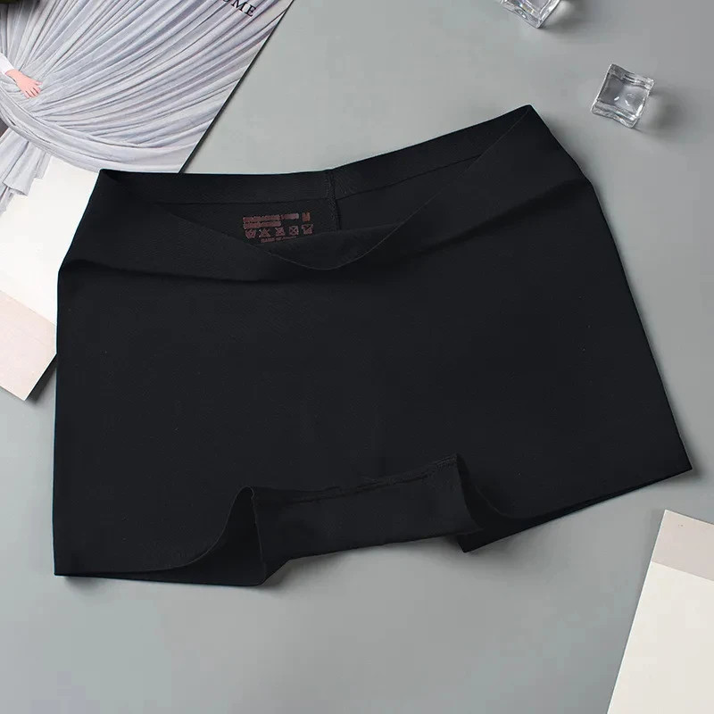 Seamless Silk Boyshorts Soft Solid Color Plus Size Women’s Underwear 2 Pcs