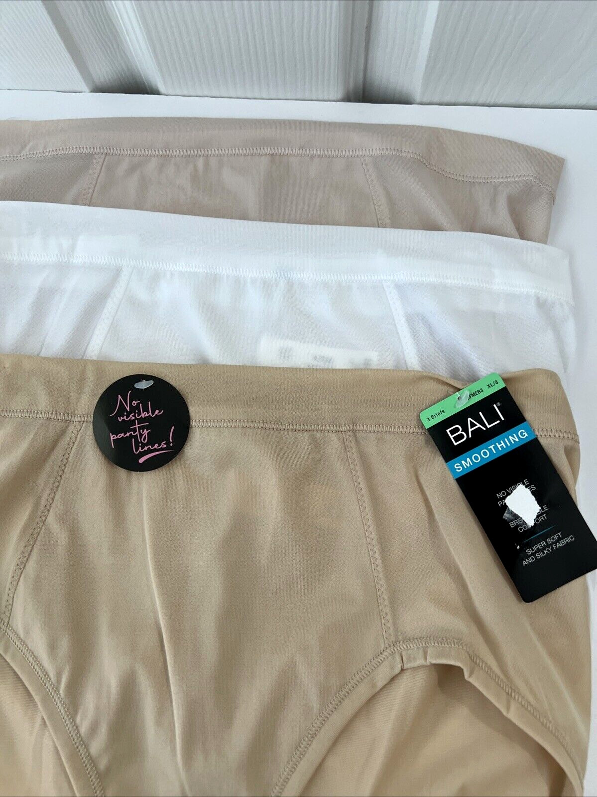 NEW Bali 3 Pairs One Smooth Ultra Light Briefs XL/8 DFMEB3 Multi-Color