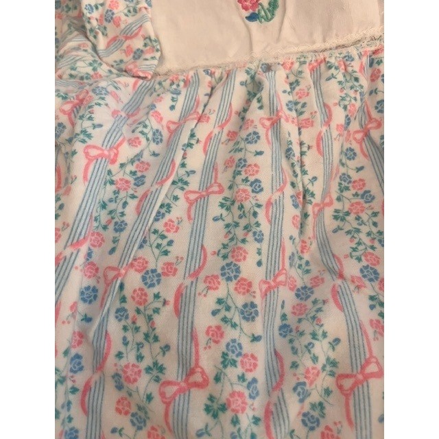 Vintage Dreamy Details long sleeve flannel long nightgown size M