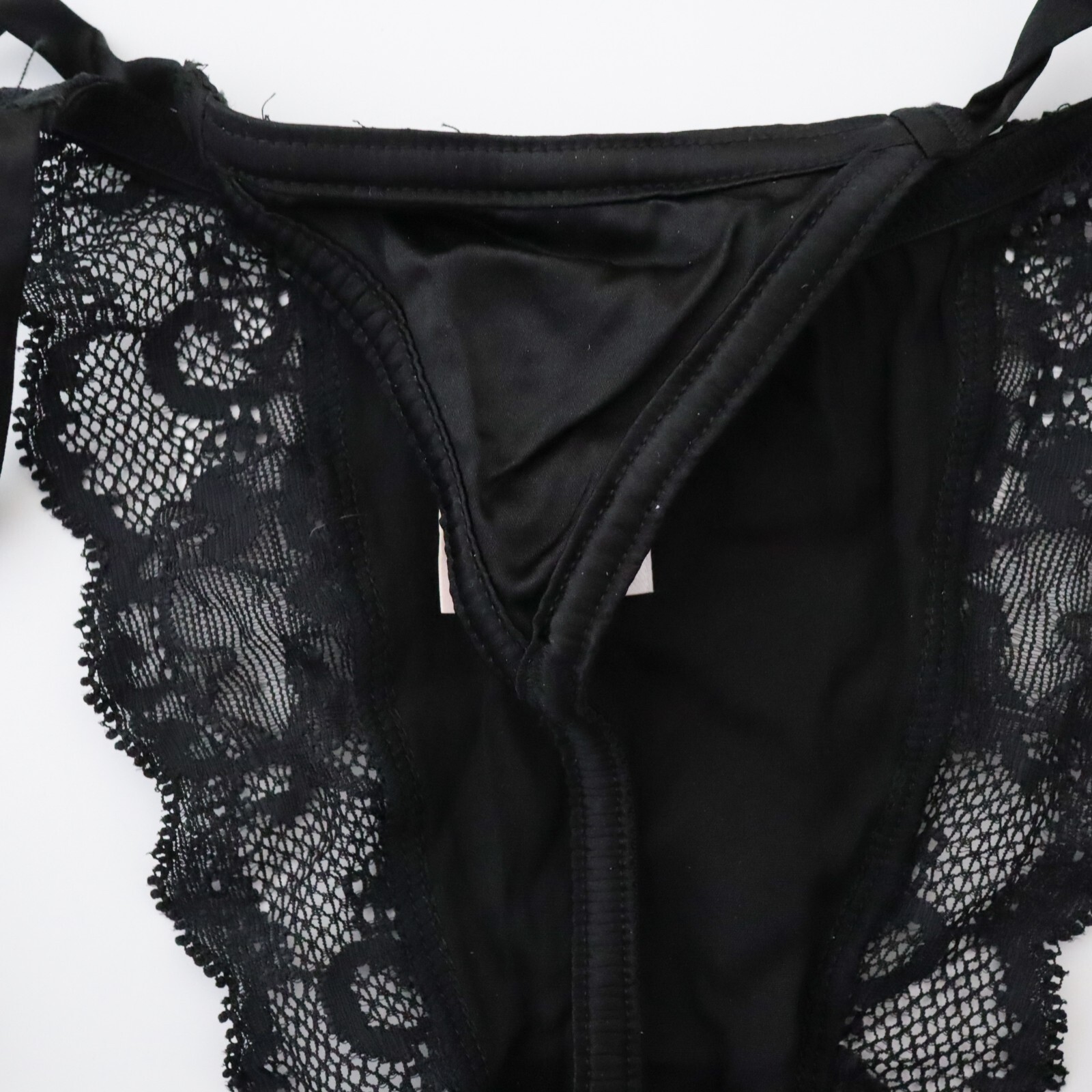 NEW Victoria’s Secret VINTAGE Silk Blend Satin Tie Side Thong Panty MEDIUM