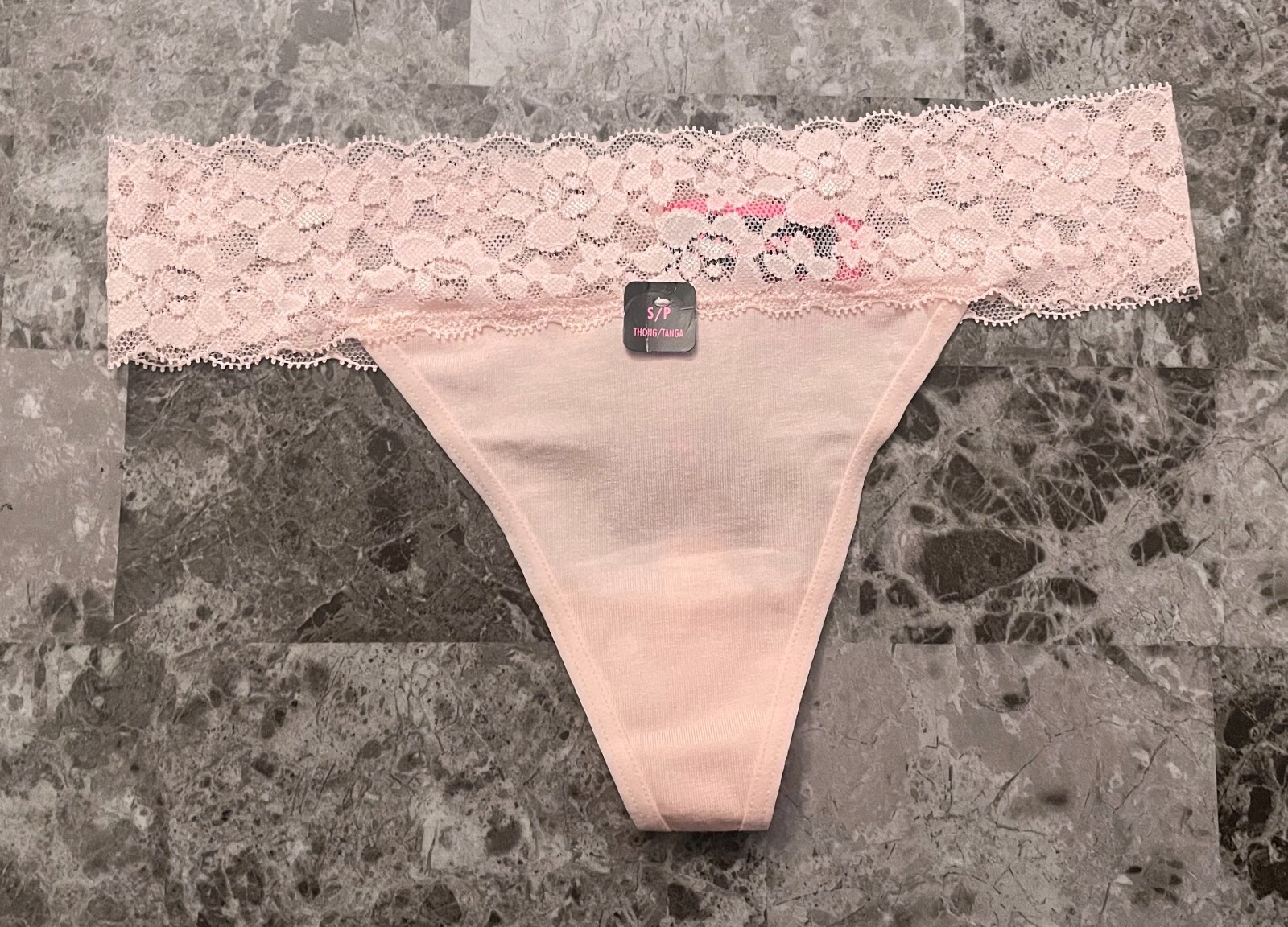 NWT LA SENZA SMALL LIGHT PINK COTTON BLEND FLORAL LACE BAND THONG PANTIES