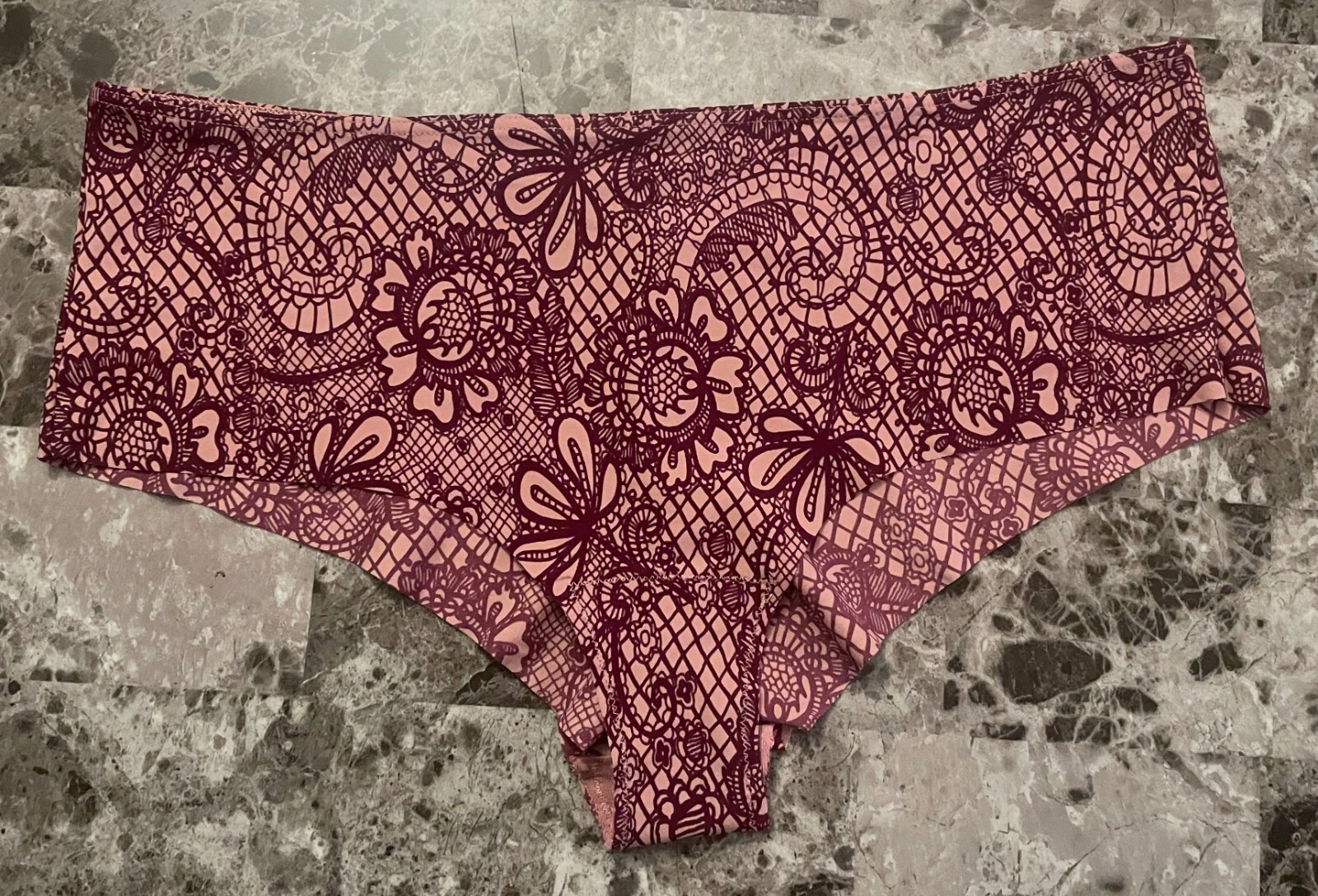 VICTORIA’S SECRET L MAROON PAISLEY FLORAL NO SHOW VINTAGE RARE HIPHUGGER PANTIES
