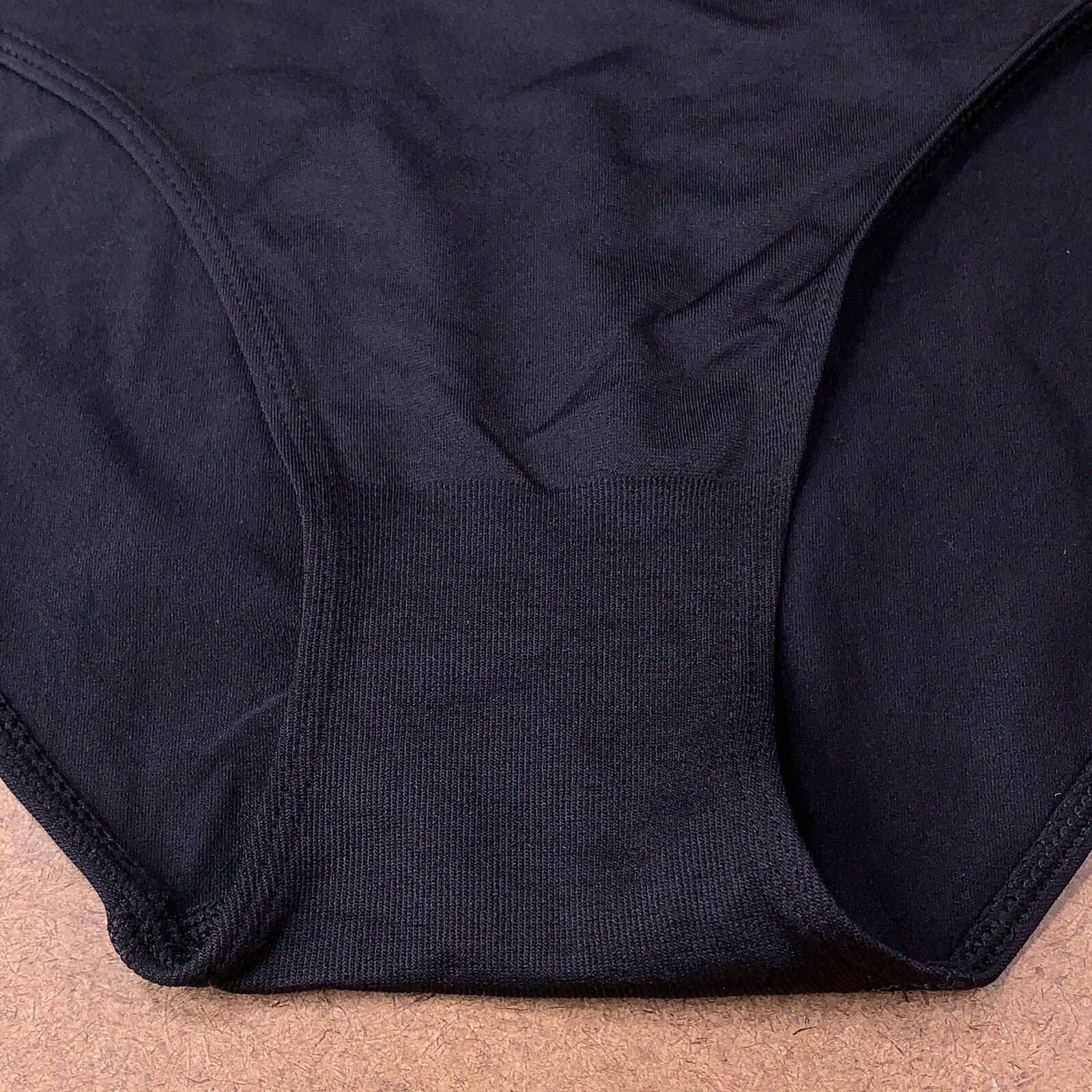 Rhonda Shear Womens Size Medium Black Ahh Natural Waist Seamless Brief Panty New
