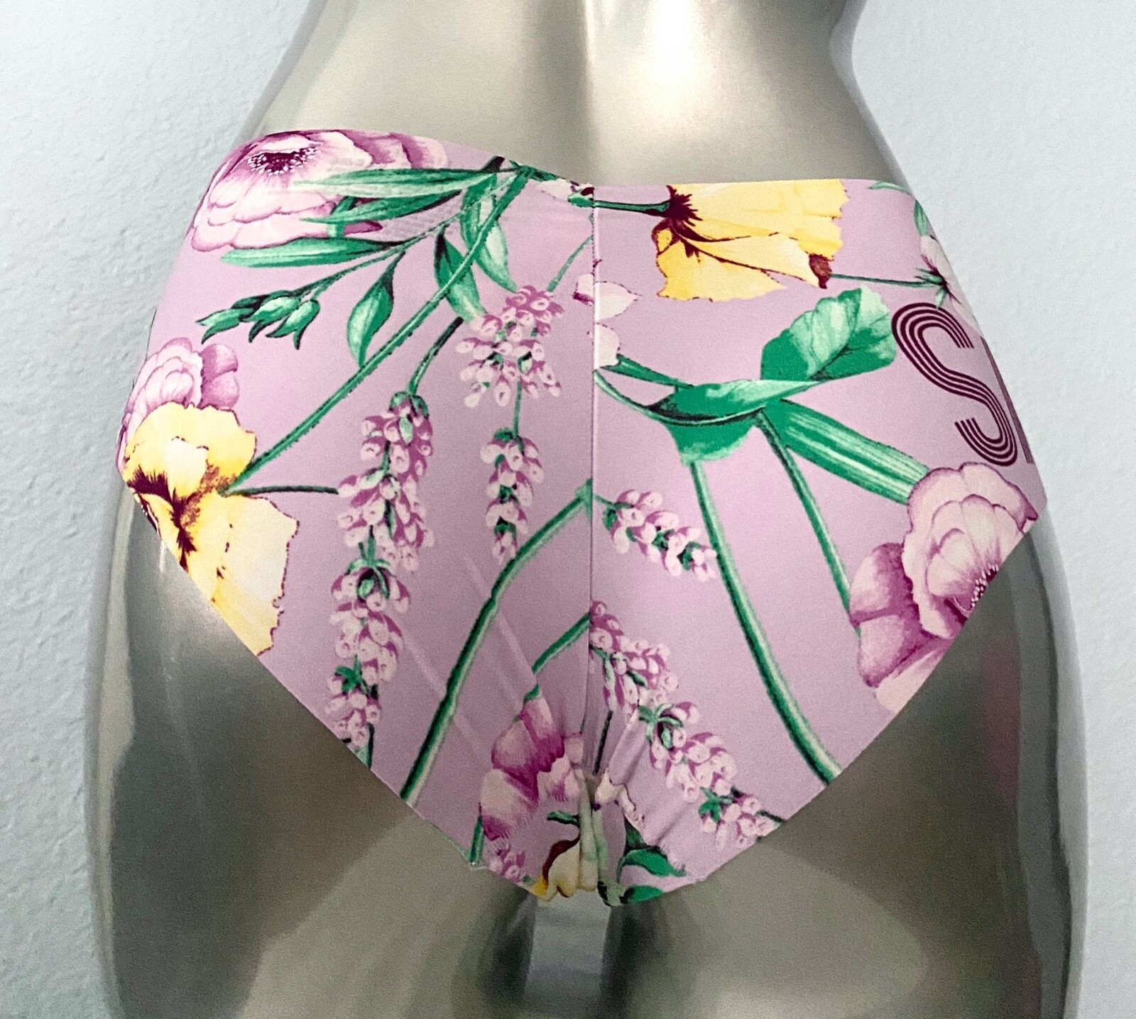 Victoria’s Secret No Show Seamless Purple Floral Hiphugger Hipster Panty XS S
