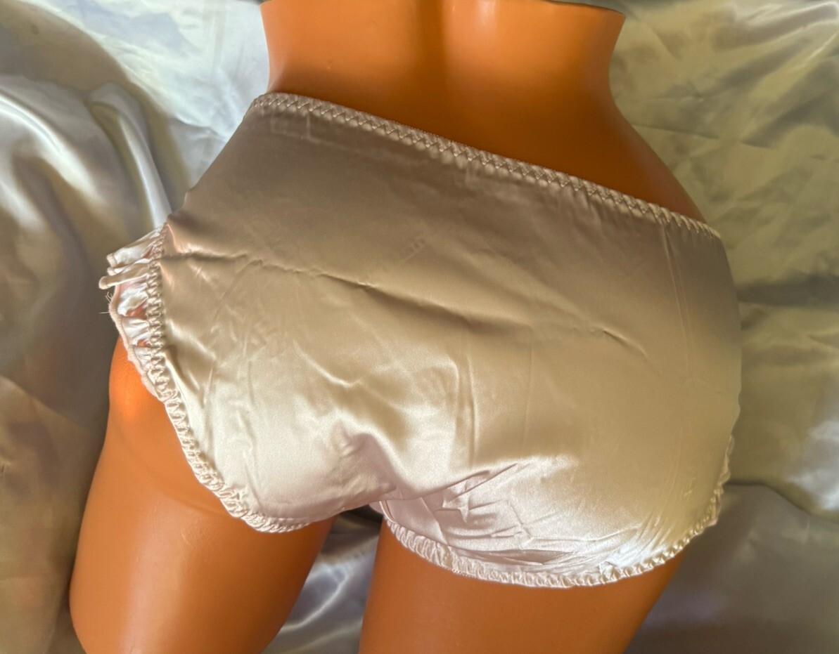 Light Baby Pink Shiny Satin Ruffle Hip Bikini Brief Panties White Lace Sz Large