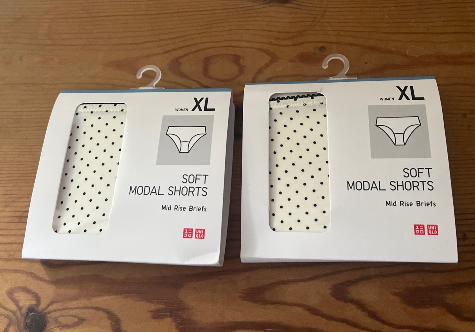 2 x UNIQLO SIZE XL MID RISE SHORTS BRIEFS -off white spots- 42.5-45” HIP-RRP £16