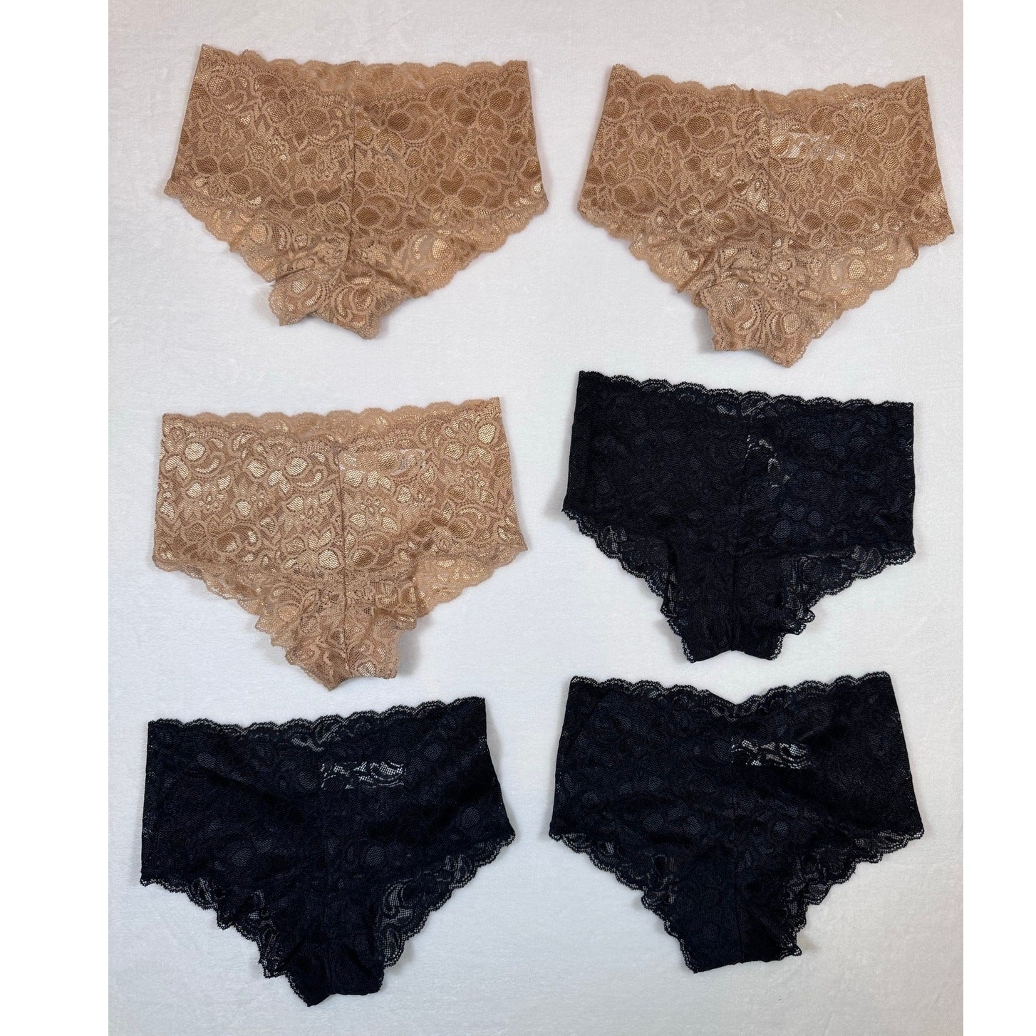 NWOT Quince Lace Panty 6 Pack in Black and Nude Size XS