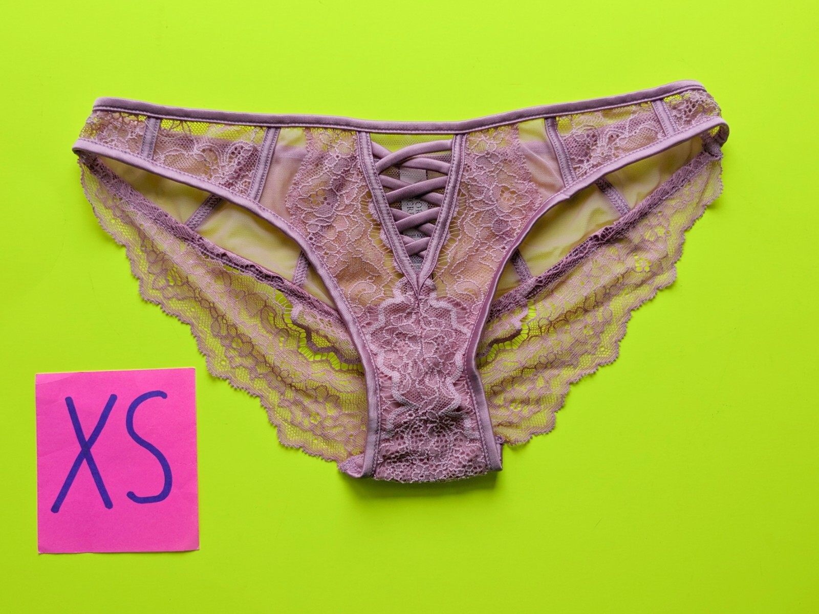 Victoria’s Secret DREAM ANGELS Cheekini Tanga Pink Luxe Lace Size XS Panty
