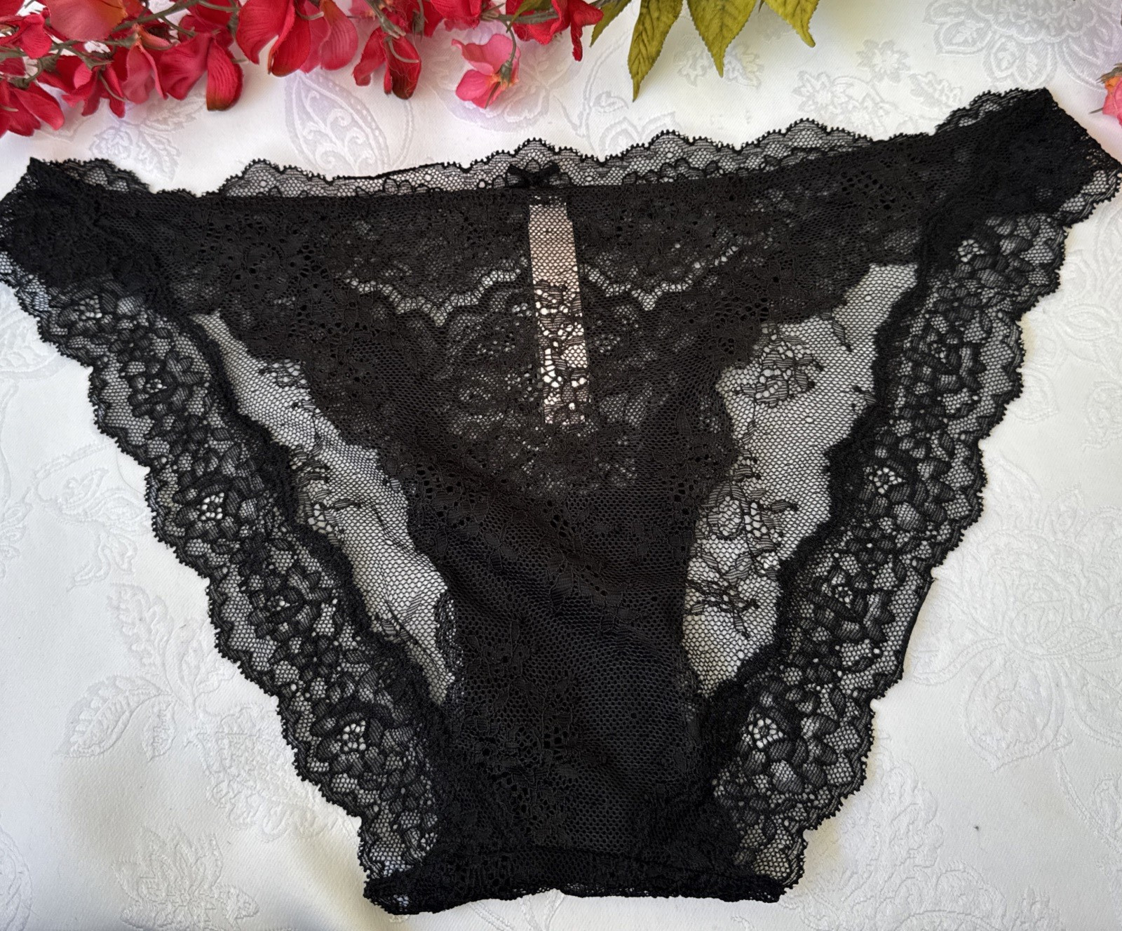 VICTORIA’S SECRET L DREAM ANGELS BLACK CHEEKINI TANGA LACE SHEER PANTIES NWT