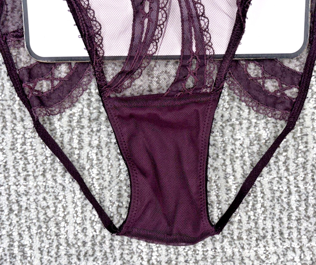 Victoria’s Secret Very Sexy NWT Medium Purple Laces Out Open Back Bikini Panty