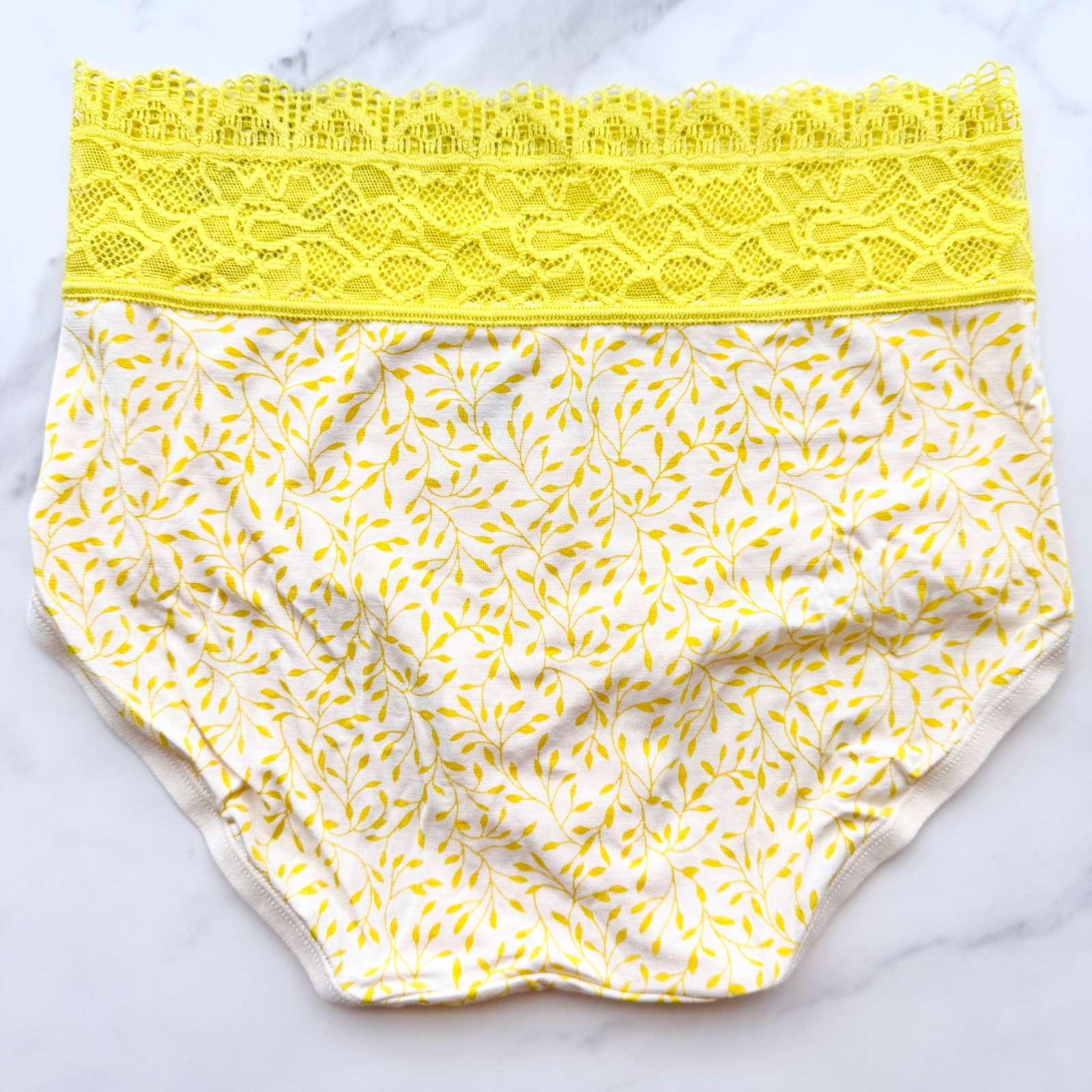 Soma Embraceable Super Soft Enchanting Lace Modern Brief Panty Fleur Vine XS/S