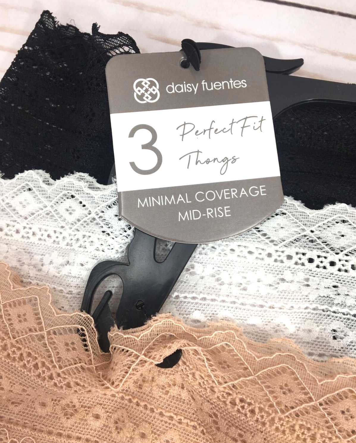 Daisy Fuentes 3 Pair Lace Thong Panties sz 3X White Black Beige Full Figure New