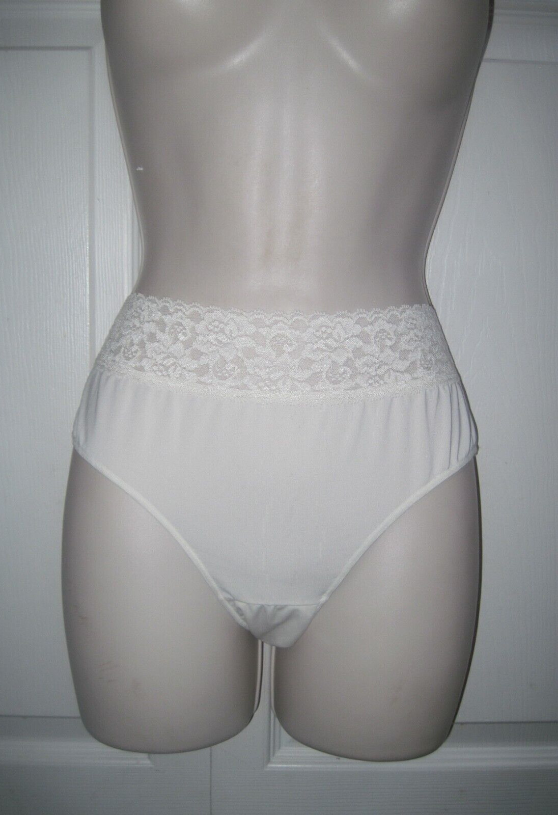 Hanes Women’s Size 8 Panties XL Beige Stretch Fabric Wide Lace Waistband