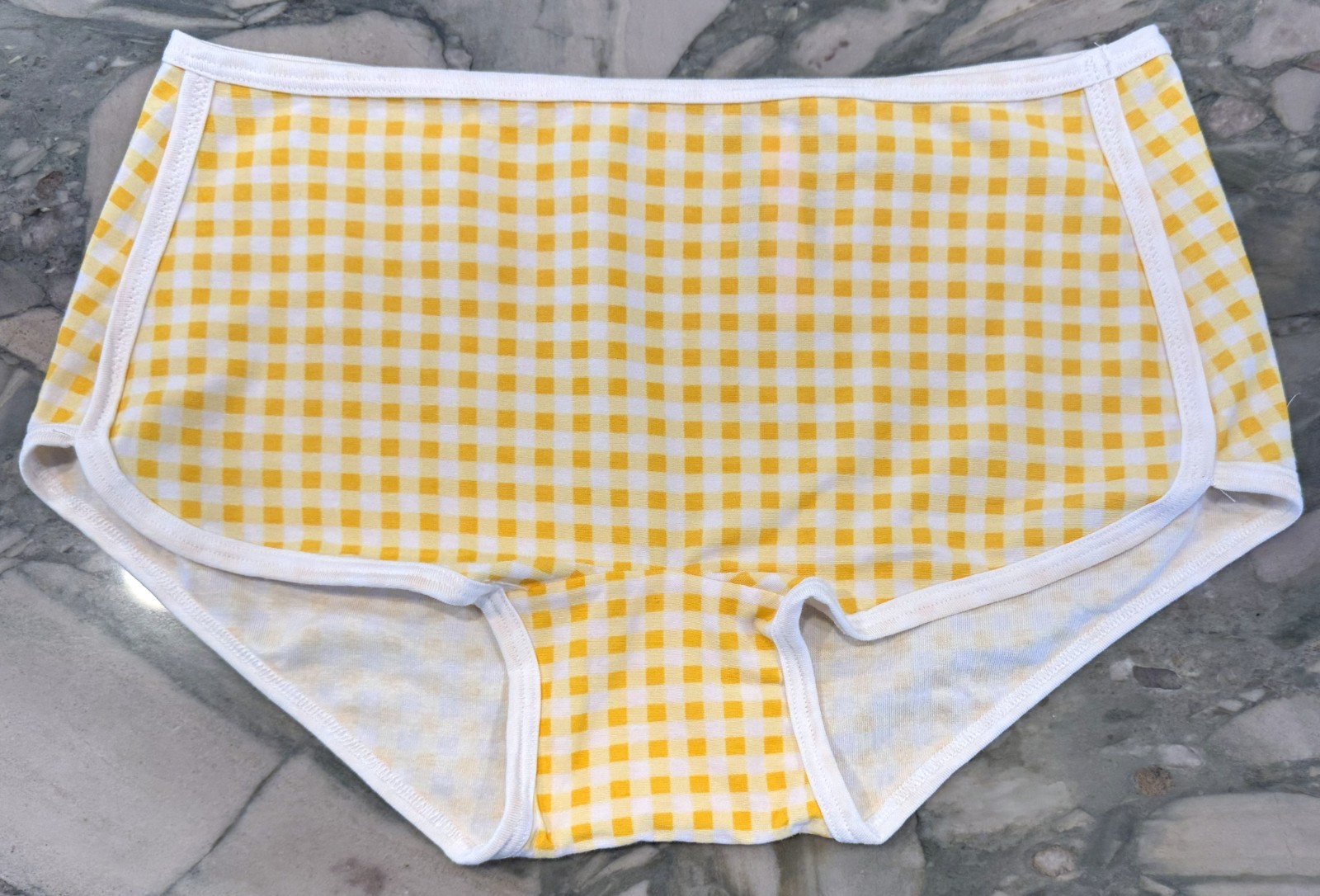 NEW Victoria Secret PINK Cotton Trim Boyshort – Yellow & White Gingham – XL