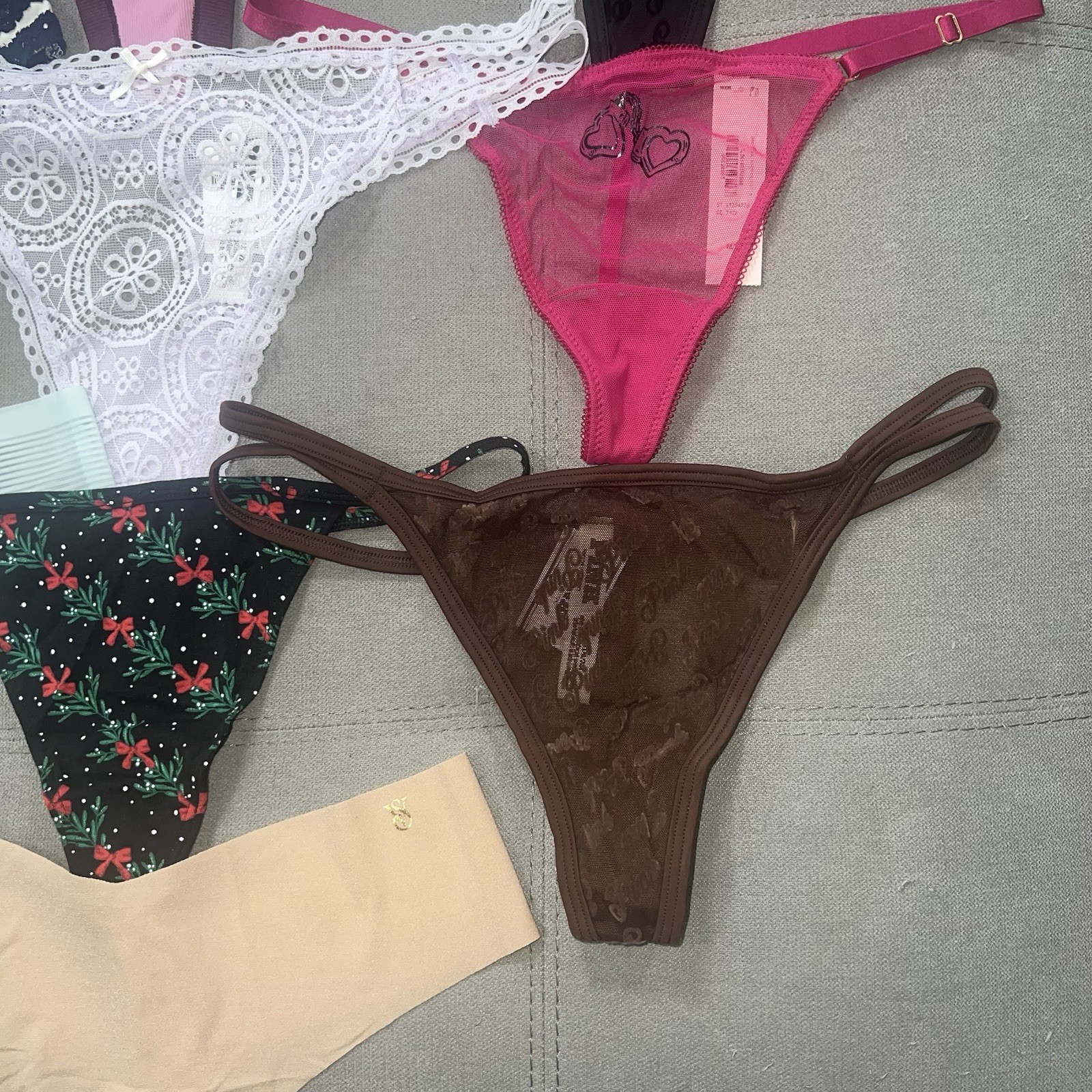 Bundle of 10 Victoria’s Secret Size M Medium Thongs Panty Underwear Panties New