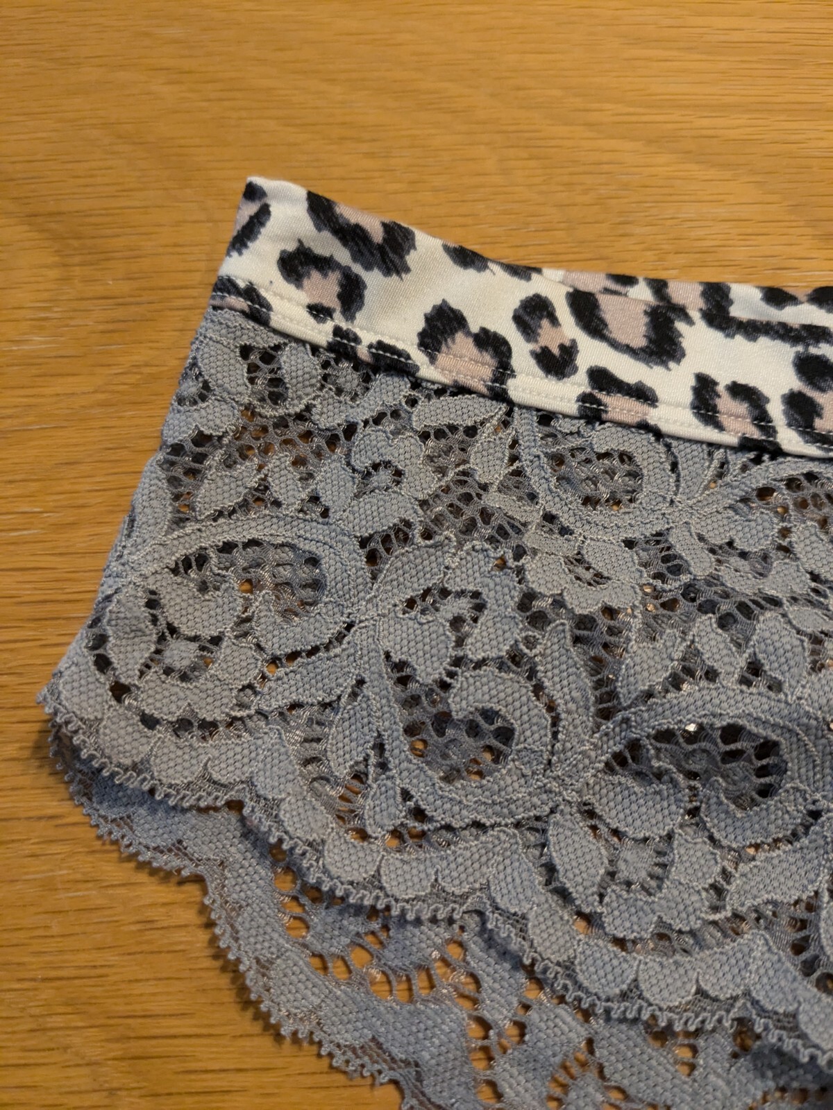 Victorias Secret Body By Victoria Lace Animal Print Waist Panty Size Large
