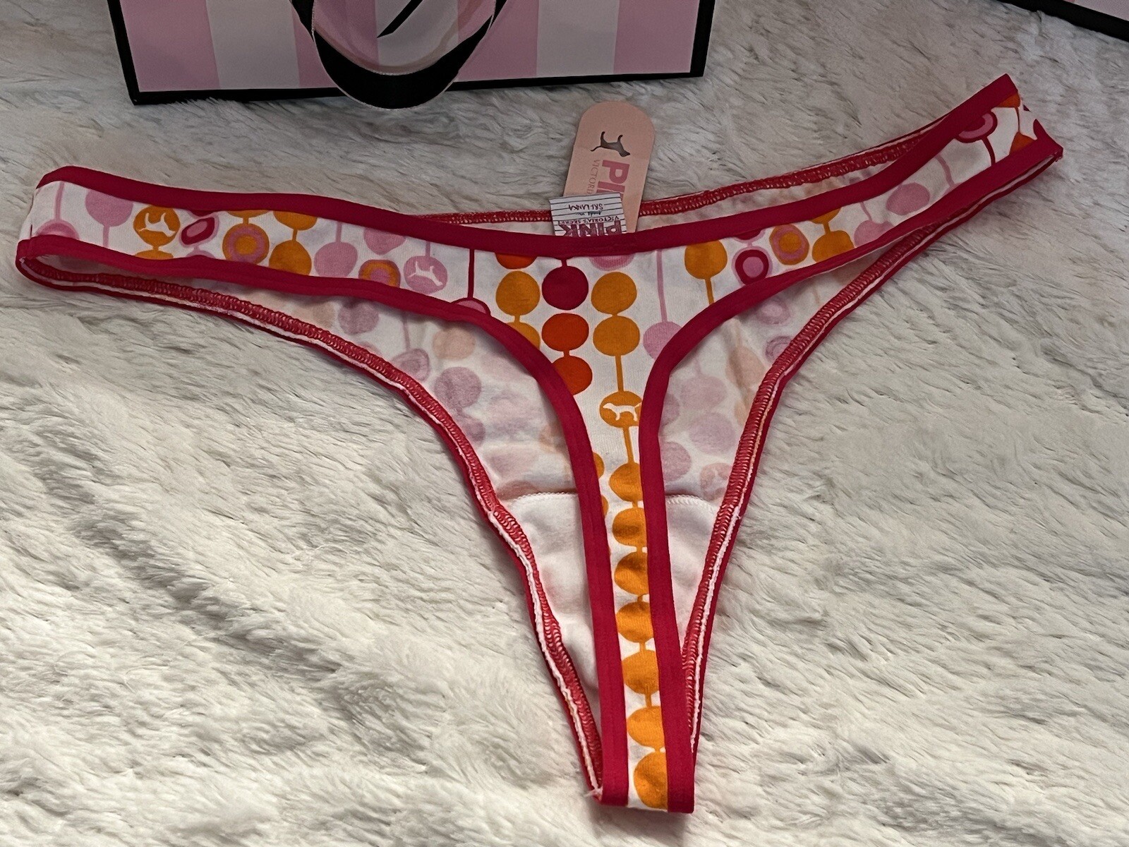 NWT VTG VICTORIA’S SECRET PINK Dogs/Polka Dot Cotton Low THONG Geo Panty L 2007