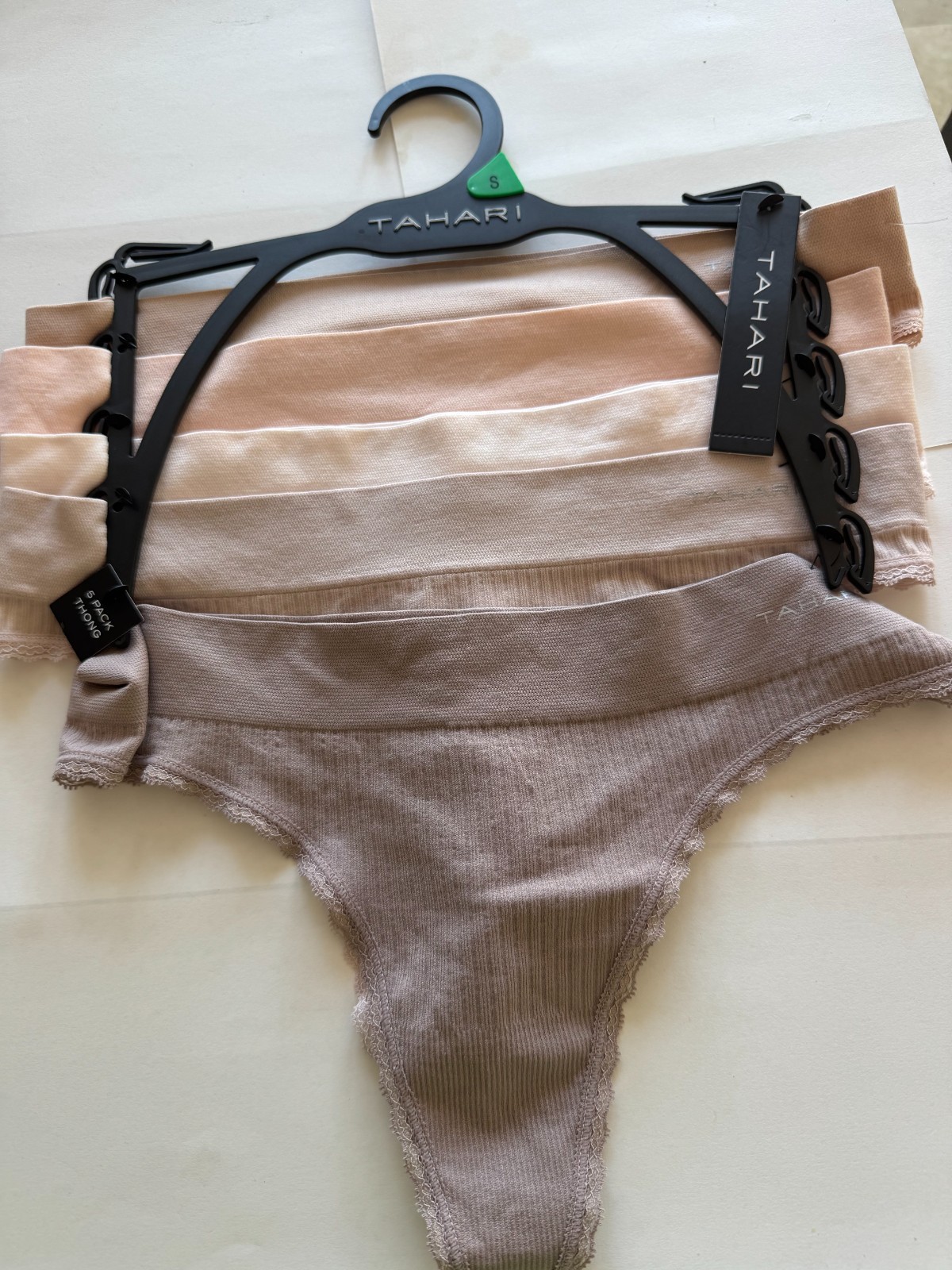 TAHARI Women’s 5 pack Thong Underwear WE7210-250-TZE MSRP $52 NEW with TAGS