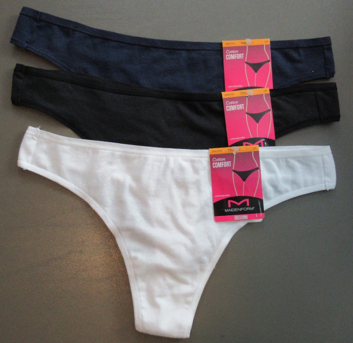 Maidenform Women’s 3-Pack Cotton Blend Thong Panty, Blue Black White, Small / 5
