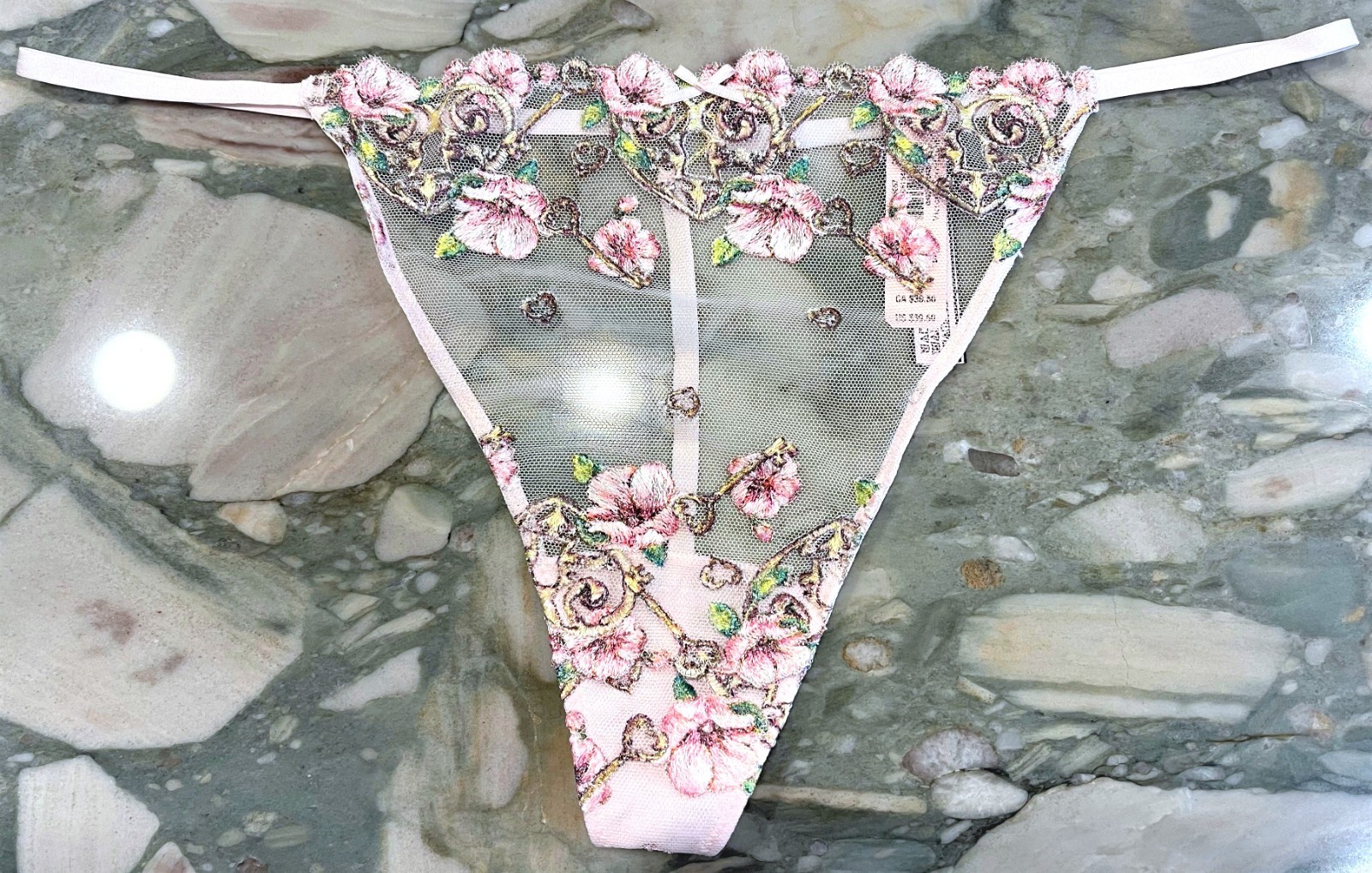 NEW Victoria Secret Dream Angels Floral Heart Embroidery V-String Pink – XL XXL