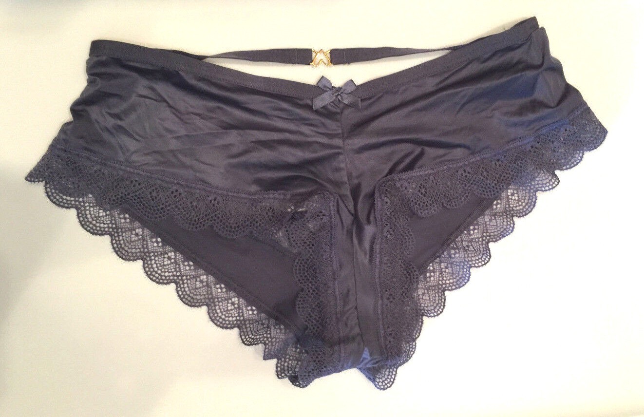 Victorias Secret Very Sexy Purple Metal Heart Strappy Back Cheeky Panties Size M