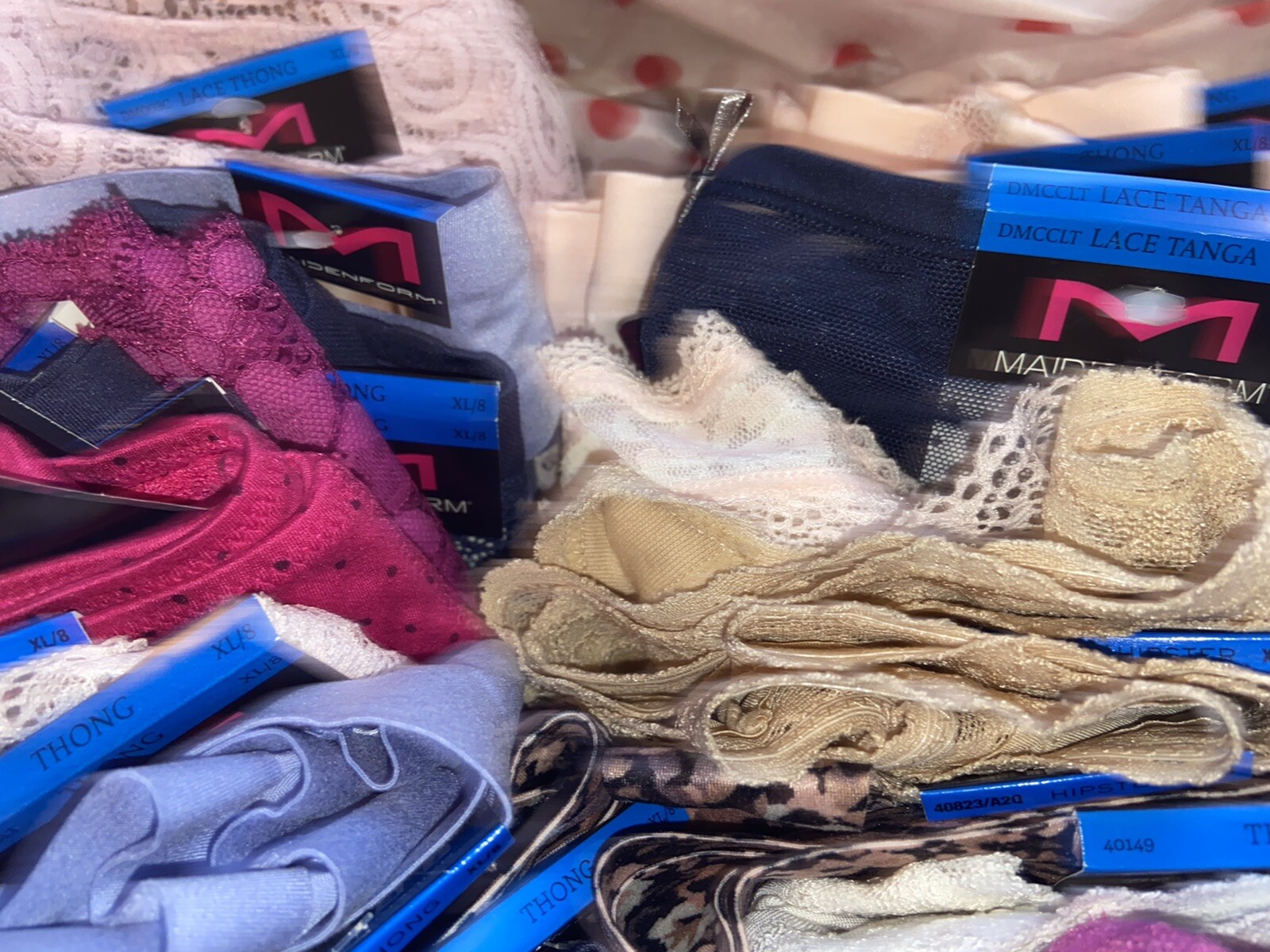 NEW! 24 PAIRS OF ASSORTED TOP BRAND PANTIES ! SIZE 8/ X-LARGE/MSRP $312