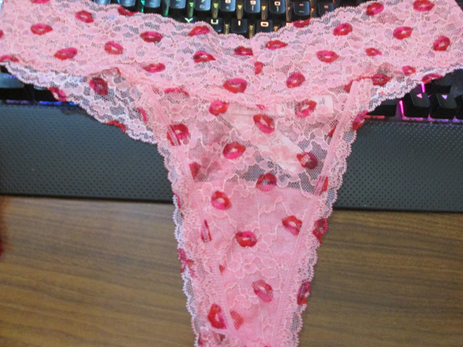 New Victoria’s Secret Lace ✅💲Discounts on 2+💲Thong ✅Size XS,OS,S,M,L✅Lace