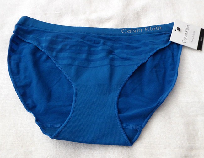 Calvin Klein Ombre Bikini size M Panty Underwear D3420 blue soft stripe