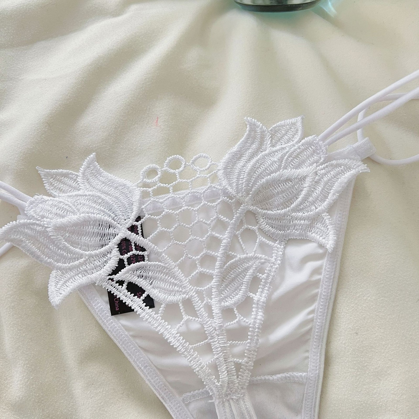 3pcs Embroidery Cutout Hip Lifting Thong Women Sexy Seamless Low Rise Lingerie