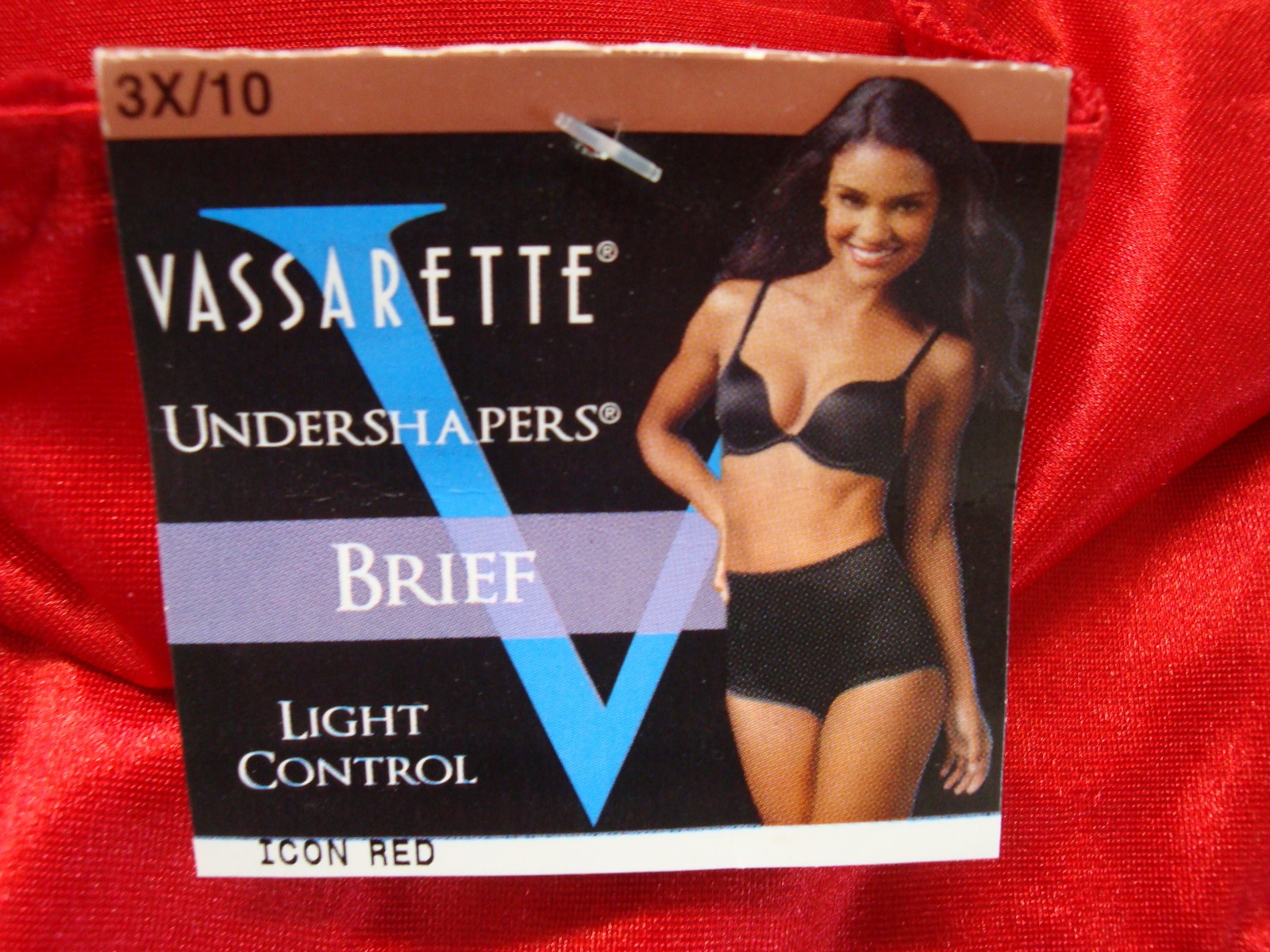 NWT Vassarette 3X / 10 Undershapers Brief Light Control RED Satin Shaper Panty