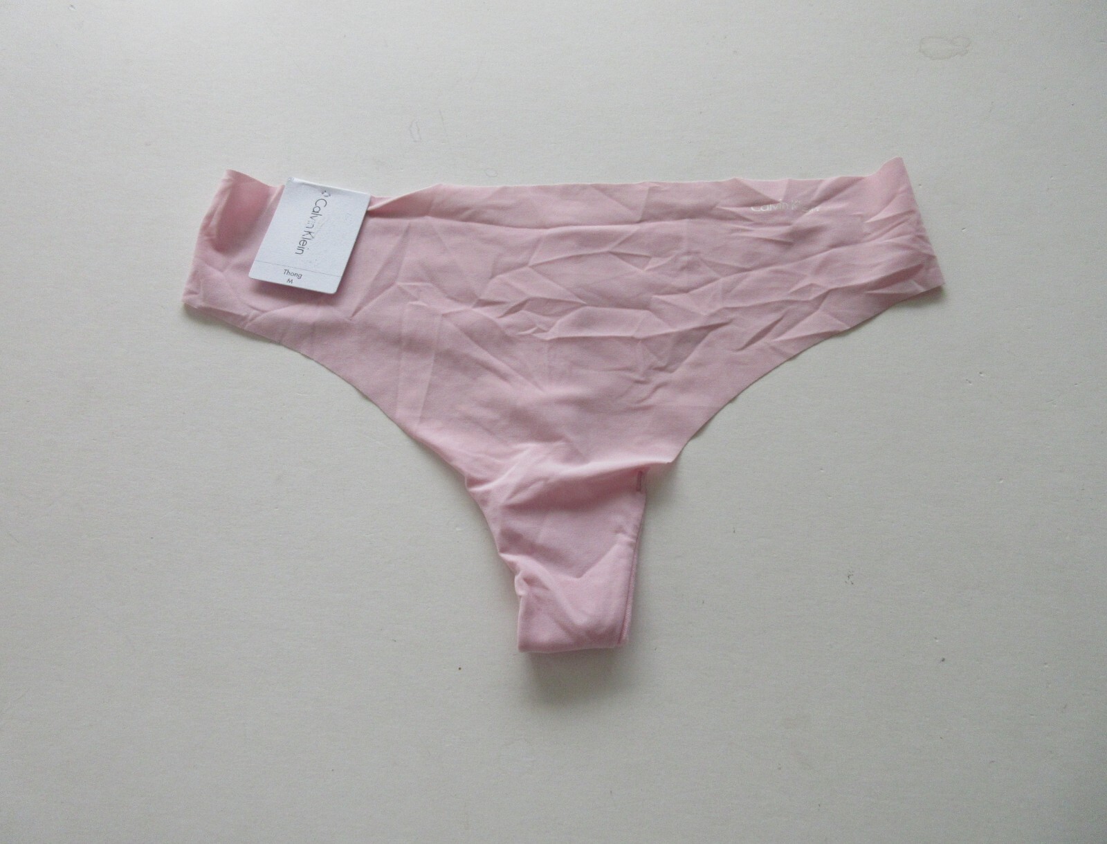 Calvin Klein Invisibles Thong D3428 S, M, L, XL MSRP $12.00 – $15.00 NWT