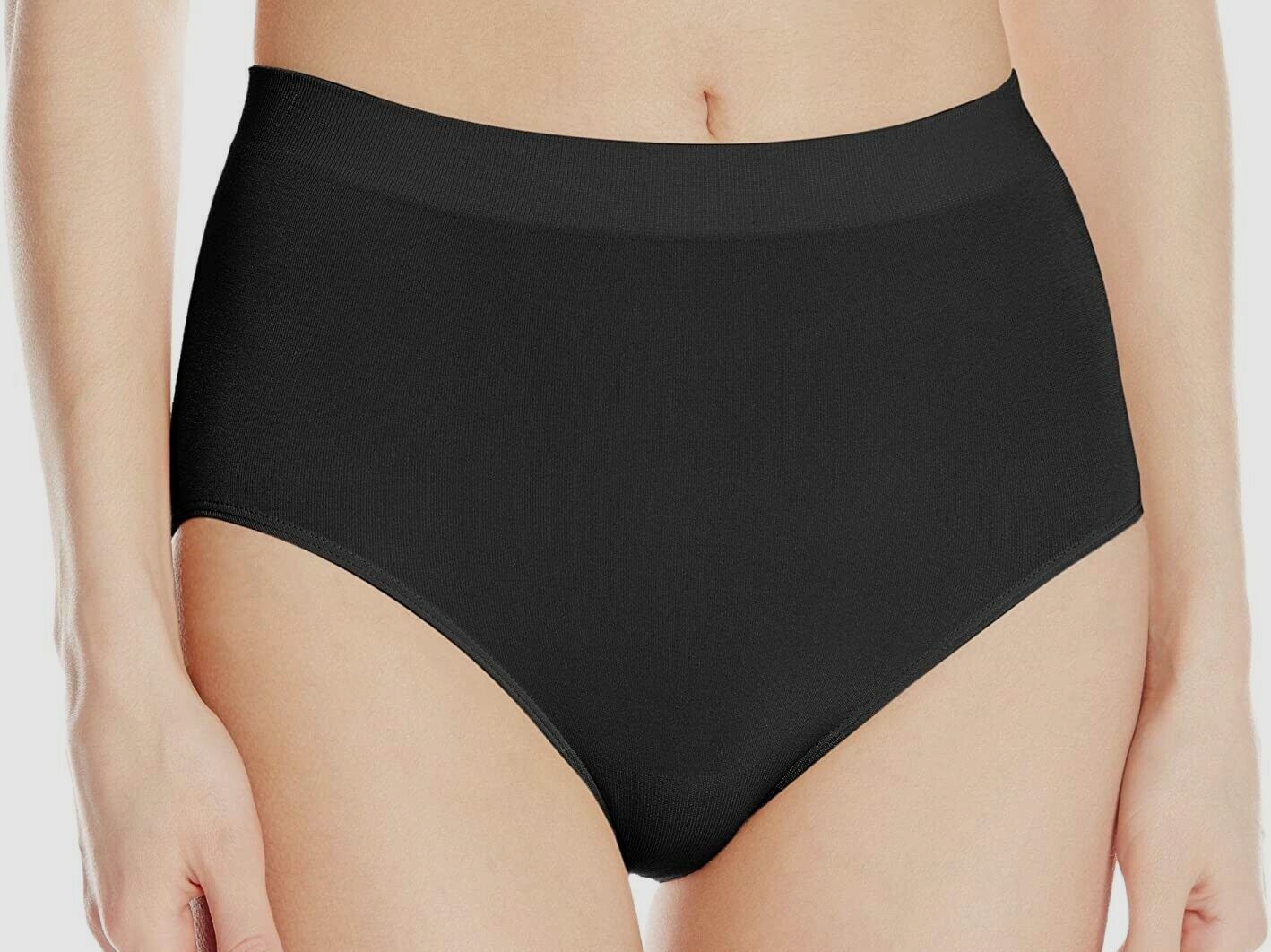 $16 Wacoal Women’s Black Stretch B Smooth High-Waisted Brief Panties Size L/7