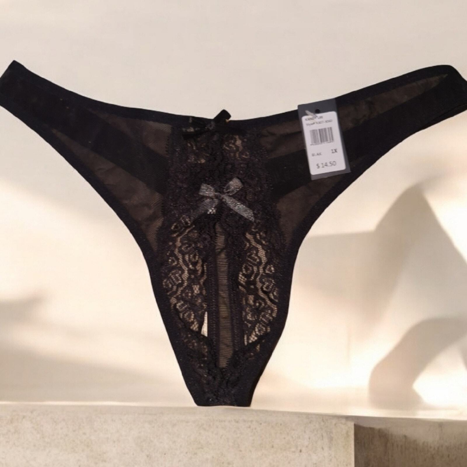 Fredericks of New York , Lot of (6) Lace Thong Set – Black and Red NWT. 1X