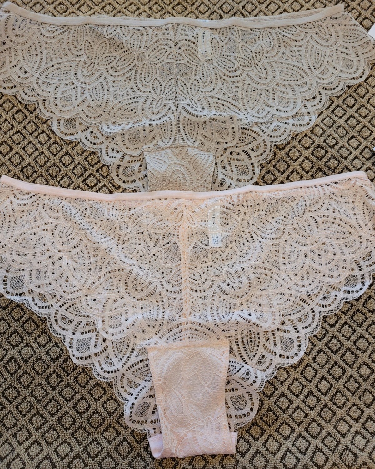 XL OLD NAVY SeXy Lace 1 Beige 1 Pink Oyster Cheeky Underwear Panties NWT