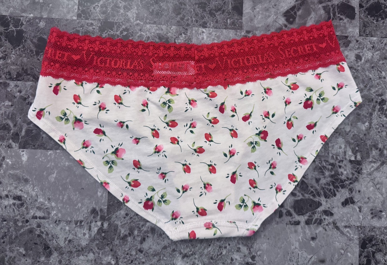 NWT VICTORIA’S SECRET M RED PINK ROSE FLORAL LOGO LACE RARE HIPHUGGER PANTIES