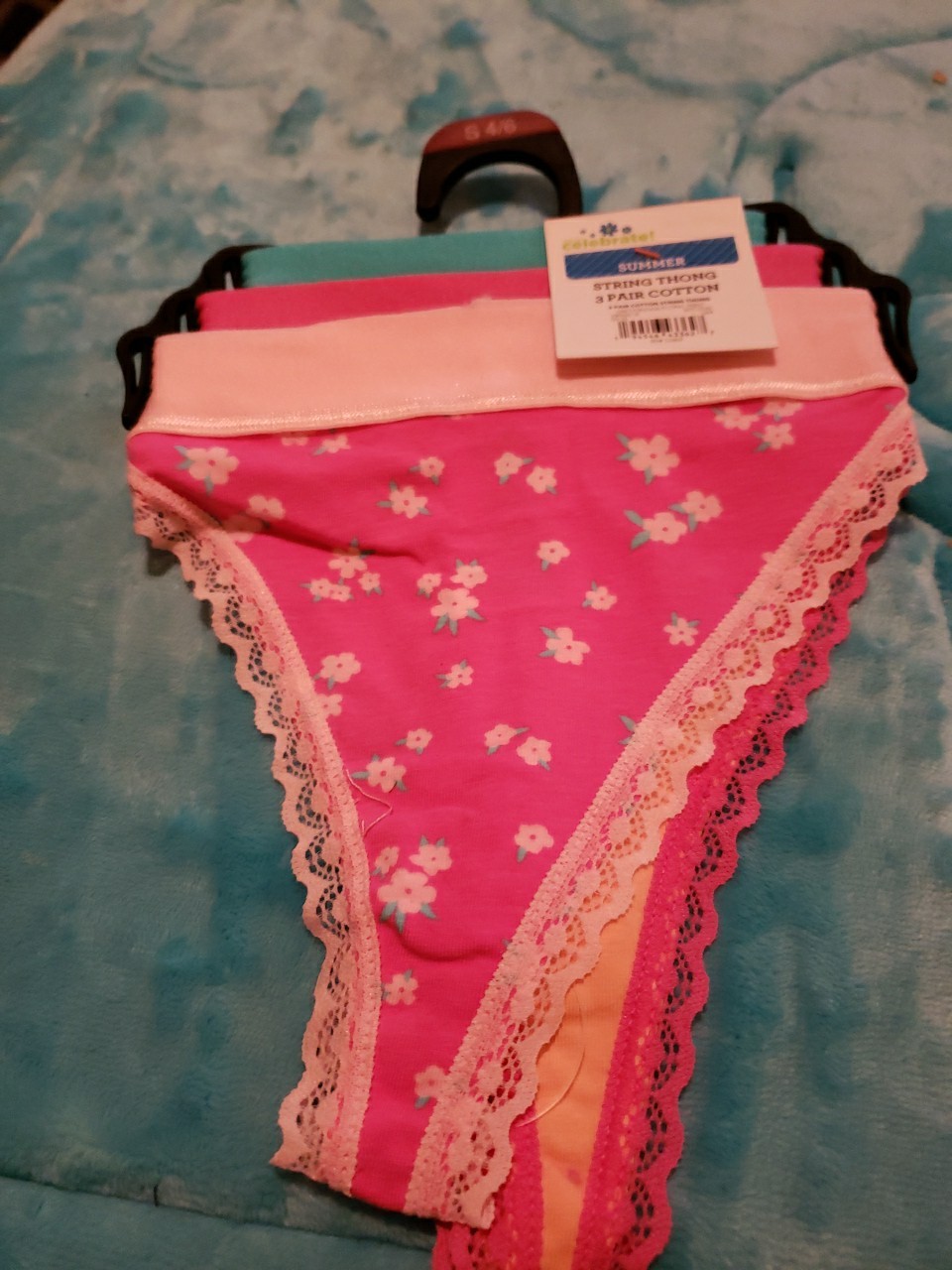1 PKG CELEBRATE! SUMMER 3-PACKS SEAMLESS THONG PANTIES SIZE S NWT
