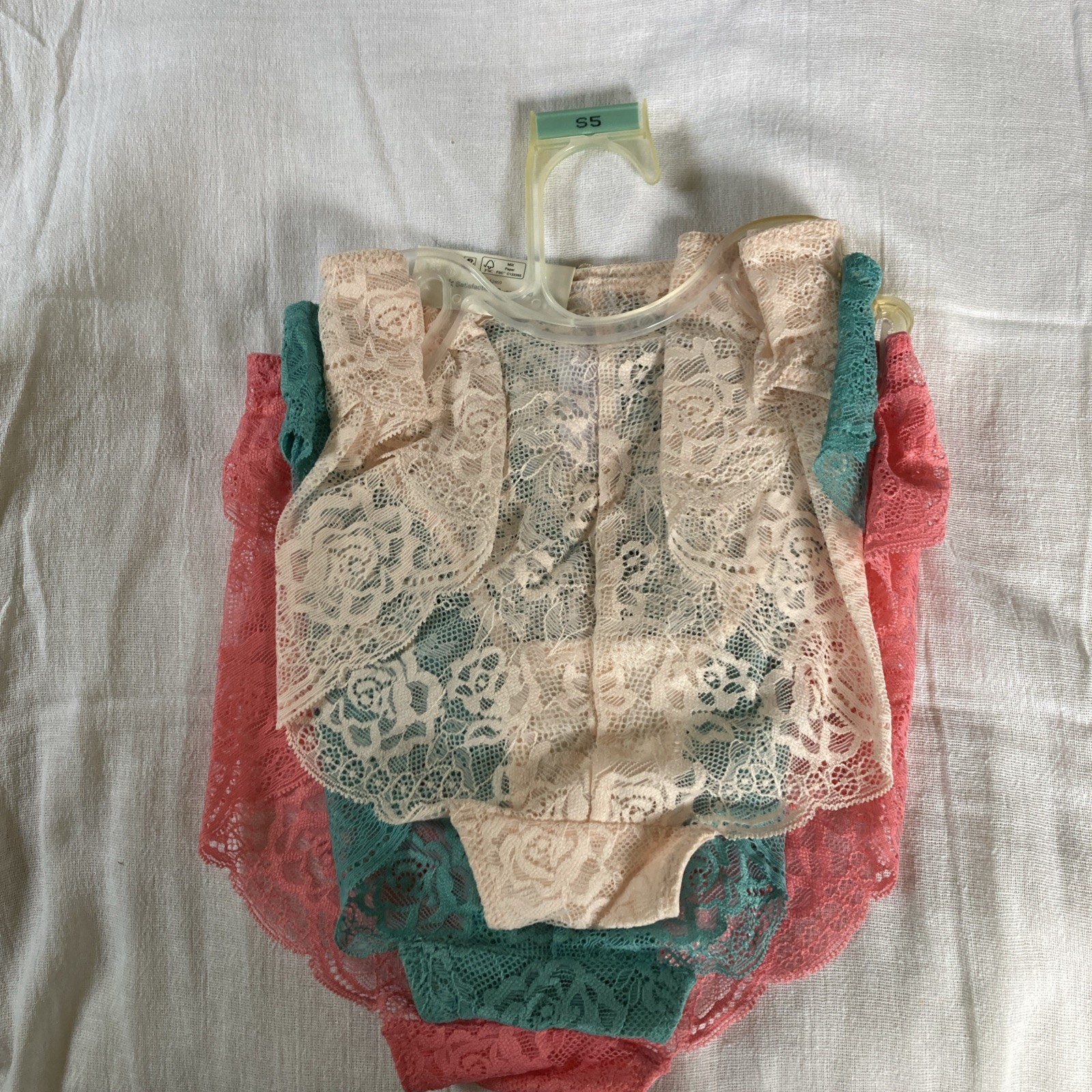 Secret Treasures size Small 5 All Over Lace Bikini 3-Pack New Old Stock Panties