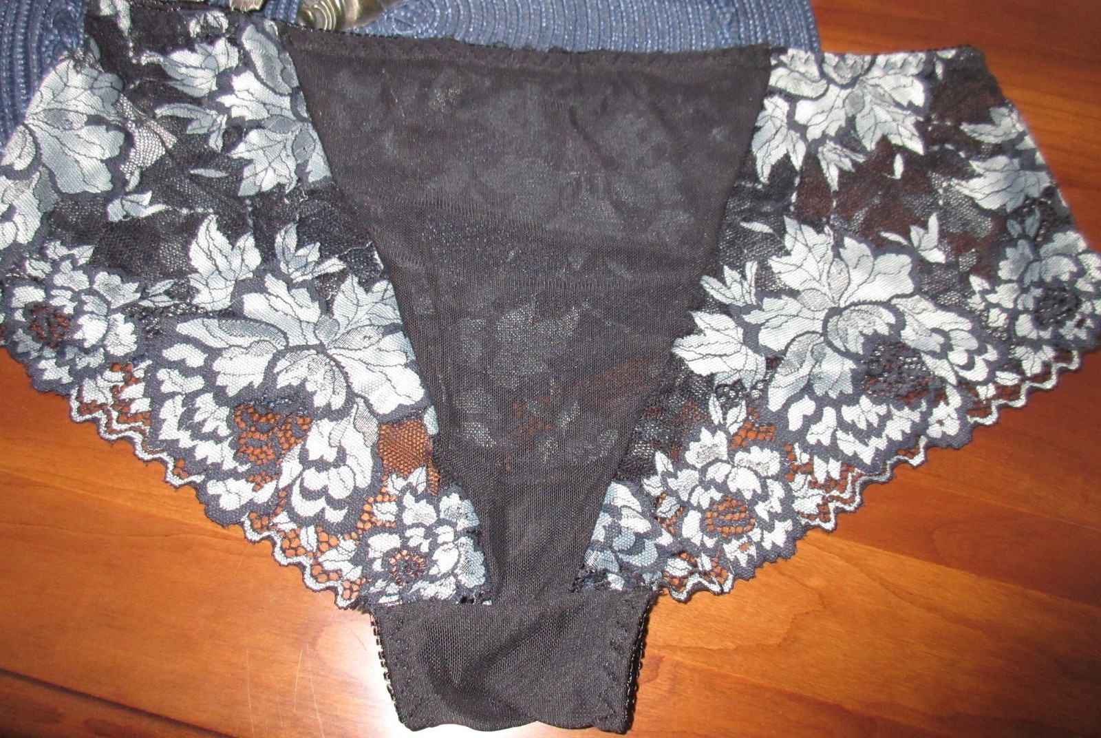 NWOT UNBRANDED lot 3 pairs BLUE & BLACK & RED HIPSTER cheeky panties size 1X