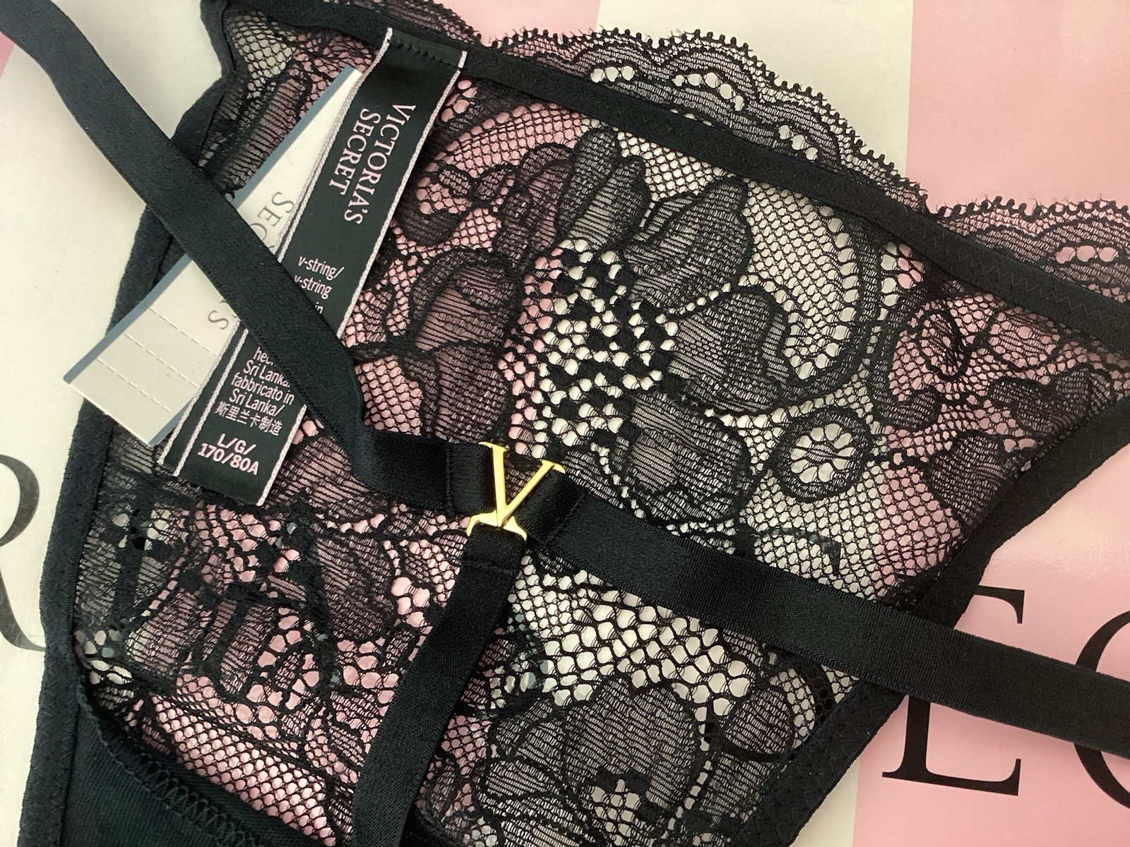 NEW Victoria’s Secret Adjustable V-String Panty Black Lace Gold V Hardware L