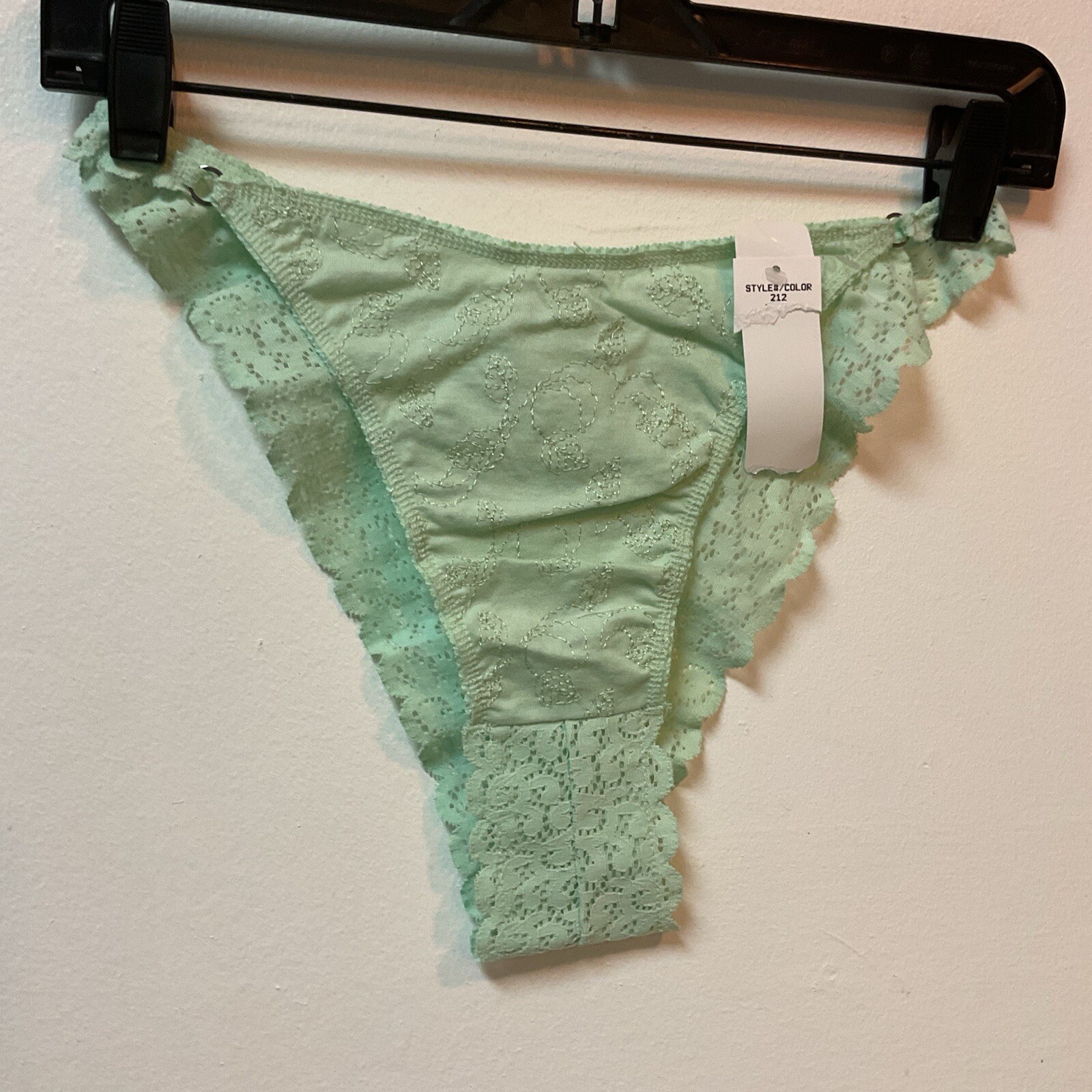 Cabernet 15583 Green Scalloped Thong Panties Underwear Thin Straps Nwt New M/L