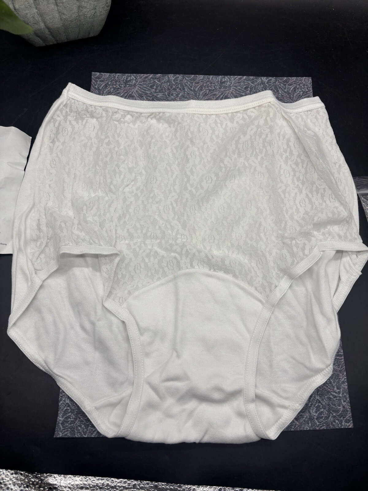 Kleinerts Underware Sz M White Lace