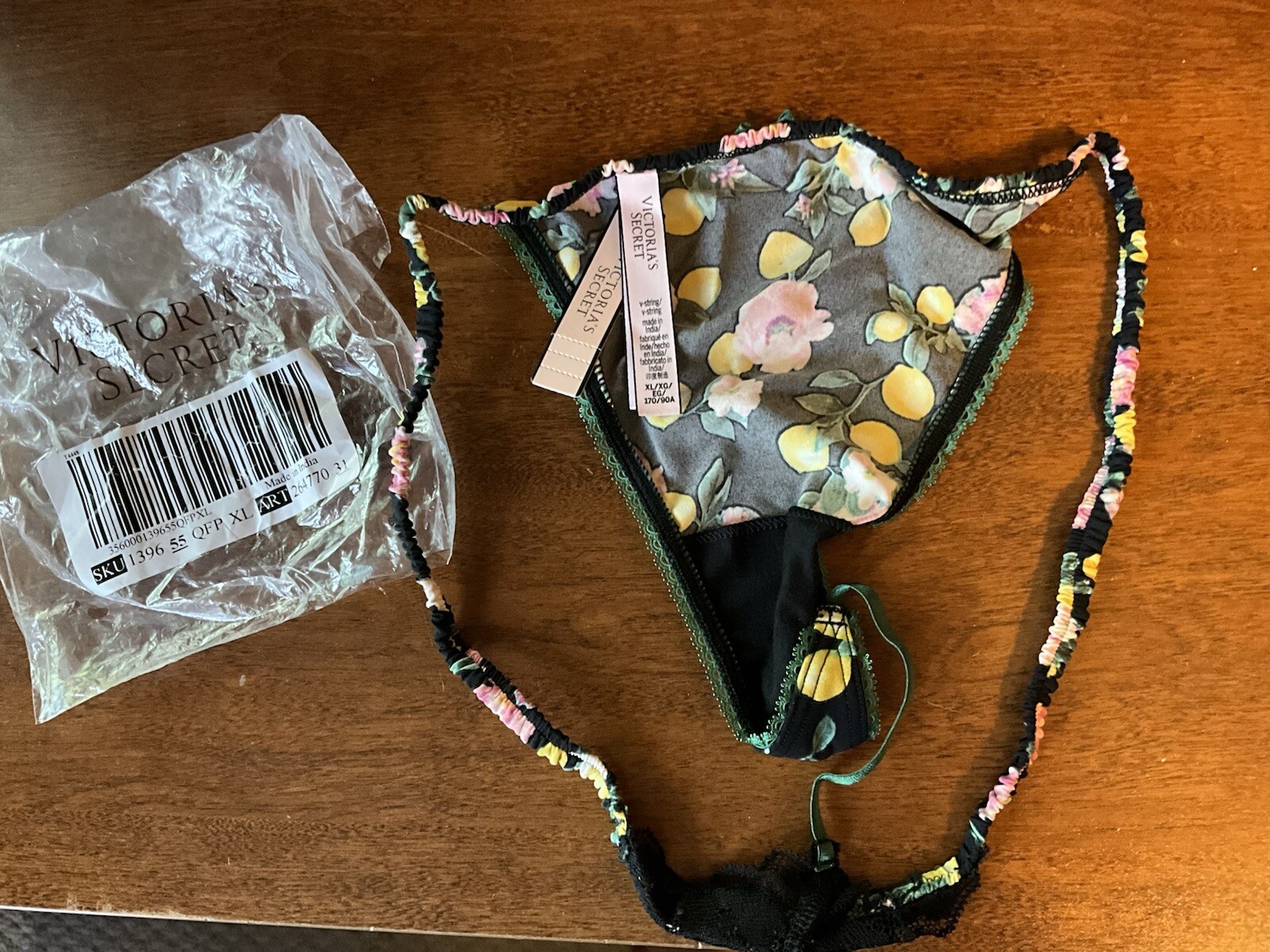 VICTORIA’S SECRET Satin Lace V-String Thong Panty Size XL Black Lemoncello Thong