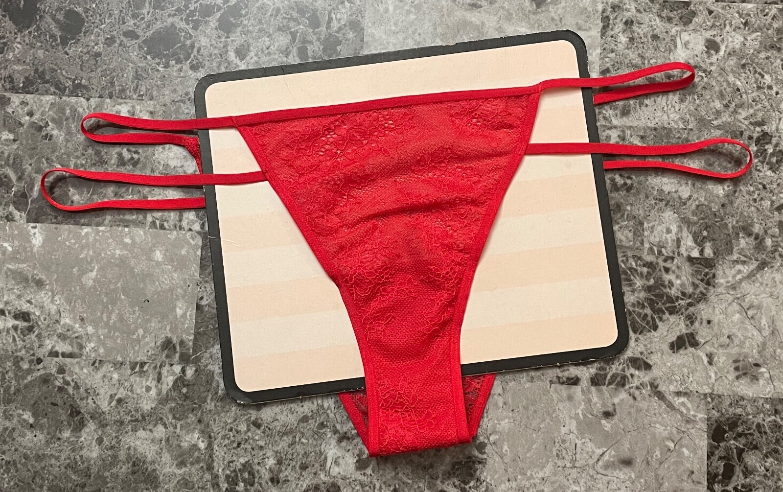 NWT VICTORIA’S SECRET RED FLORAL LACE STRAPPY RUCH BACK RARE ITSY CHEEKY PANTIES
